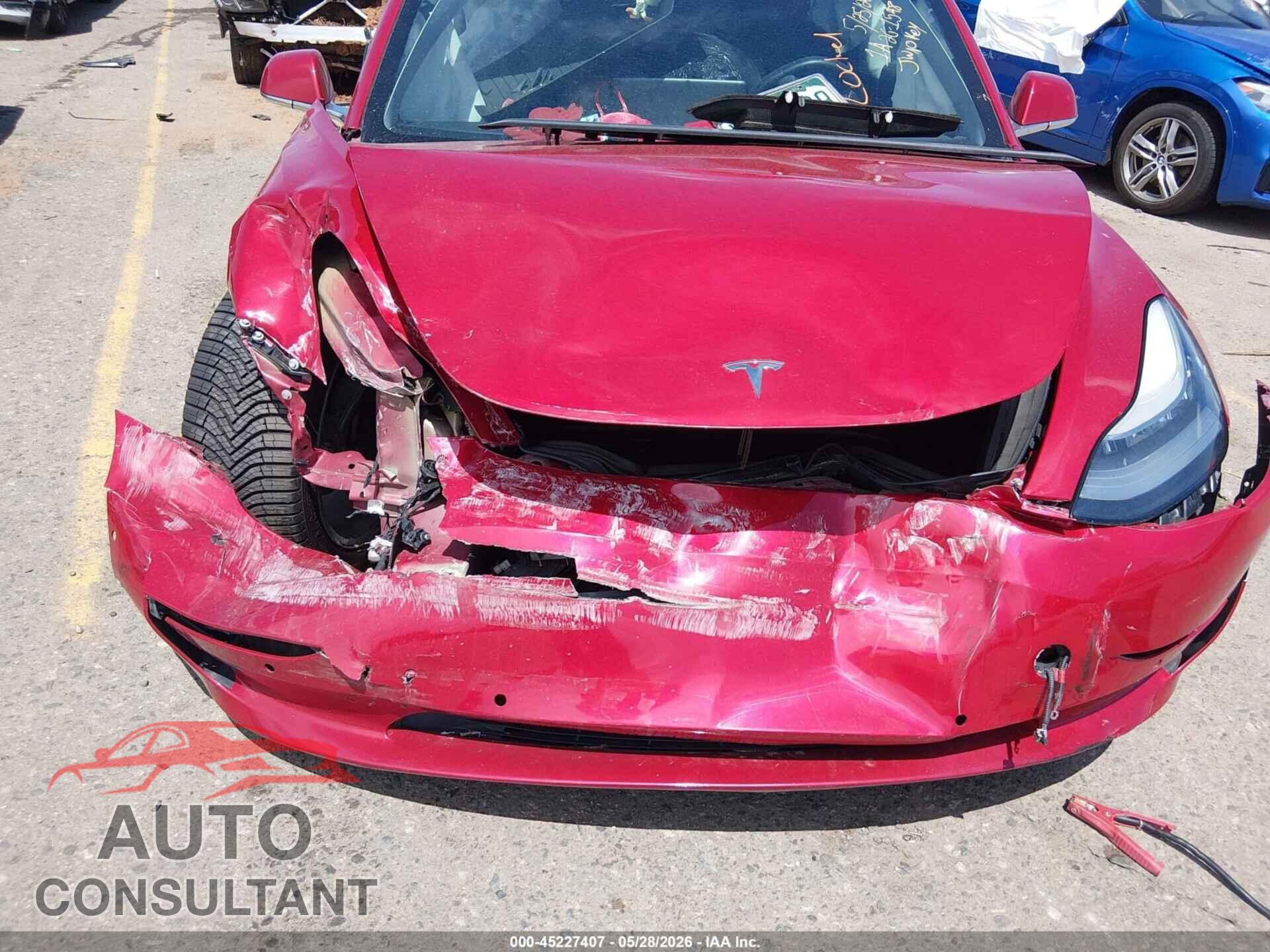 TESLA MODEL 3 2018 - 5YJ3E1EB4JF115895