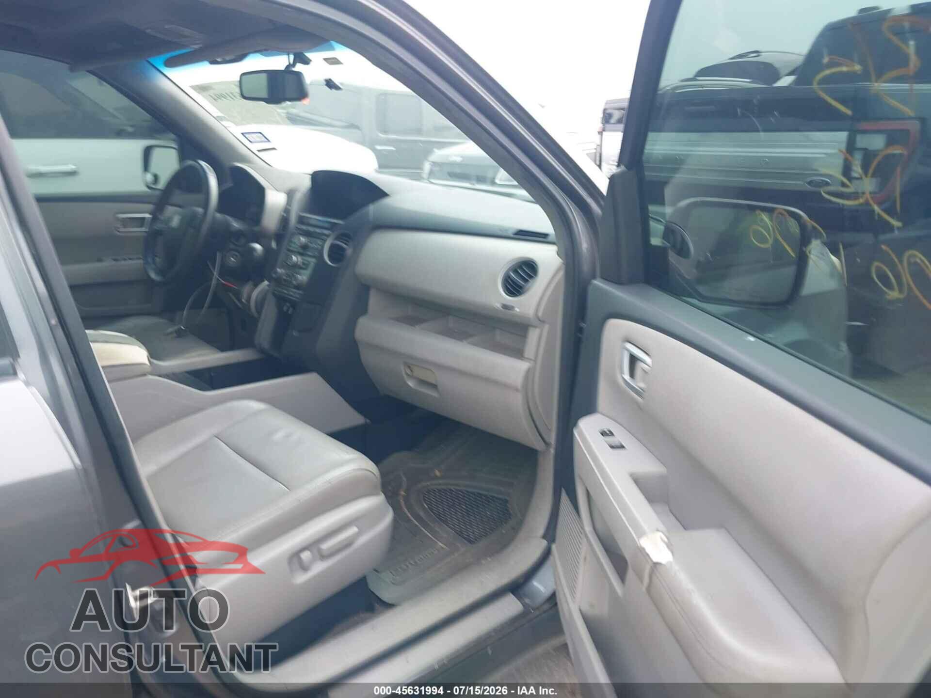 HONDA PILOT 2013 - 5FNYF3H55DB007231