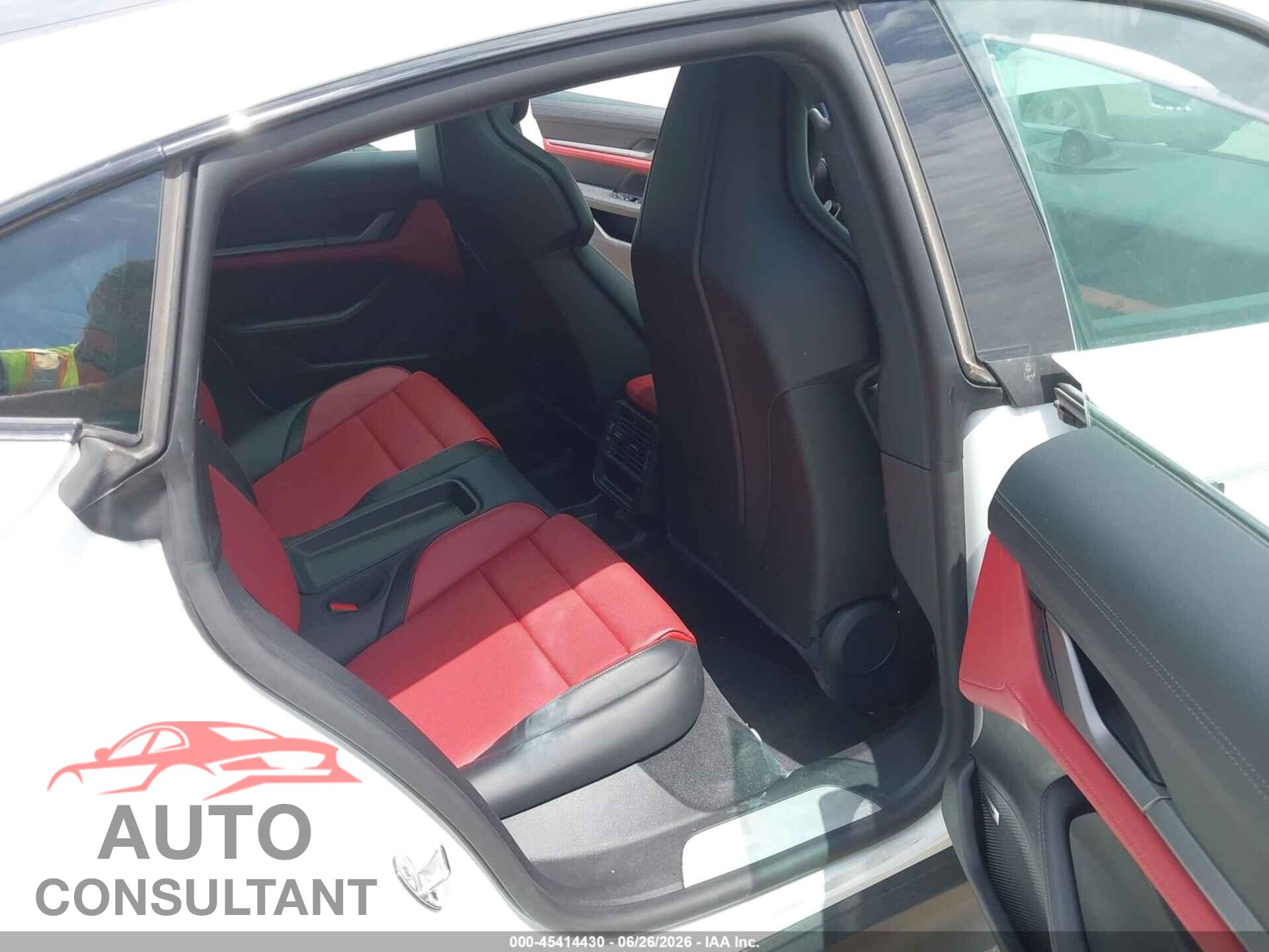 PORSCHE TAYCAN 2025 - WP0AA2Y12SSA13045