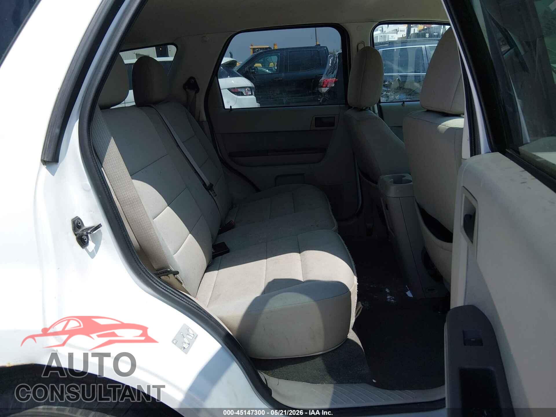 FORD ESCAPE 2010 - 1FMCU9DG9AKC79320
