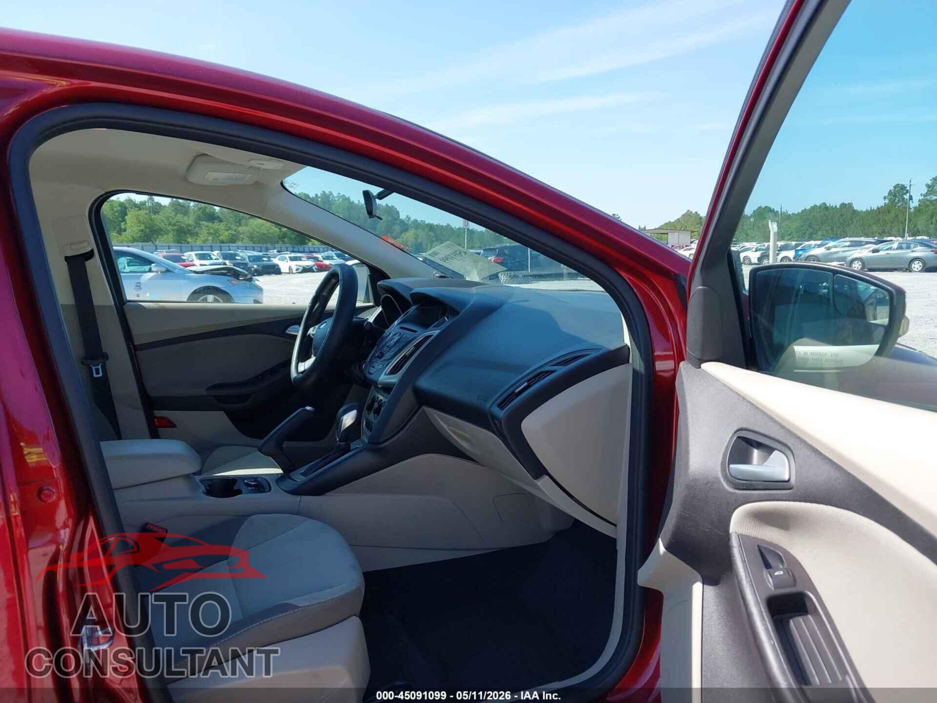 FORD FOCUS 2014 - 1FADP3F20EL373784