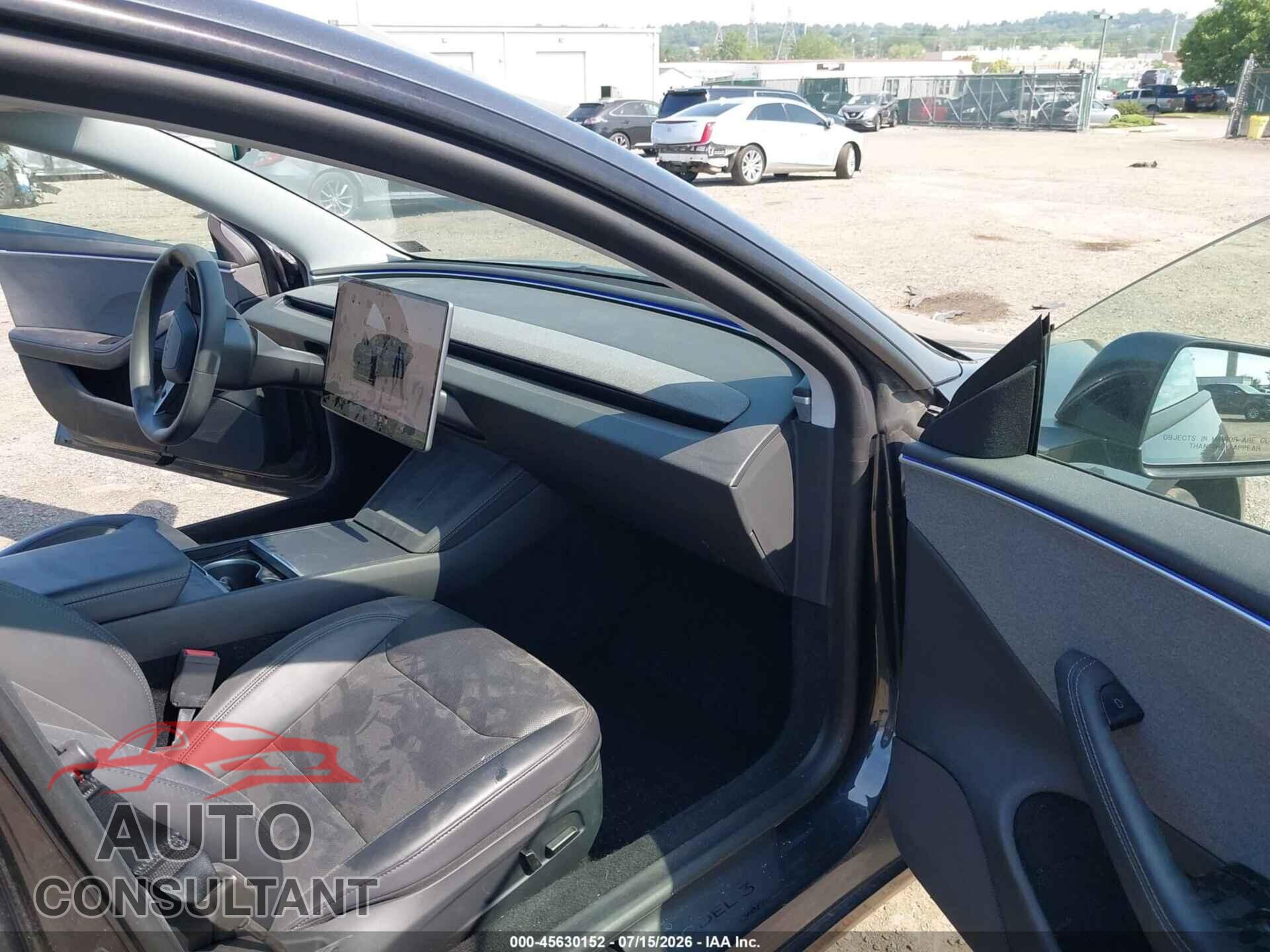 TESLA MODEL 3 2024 - 5YJ3E1EA6RF740396