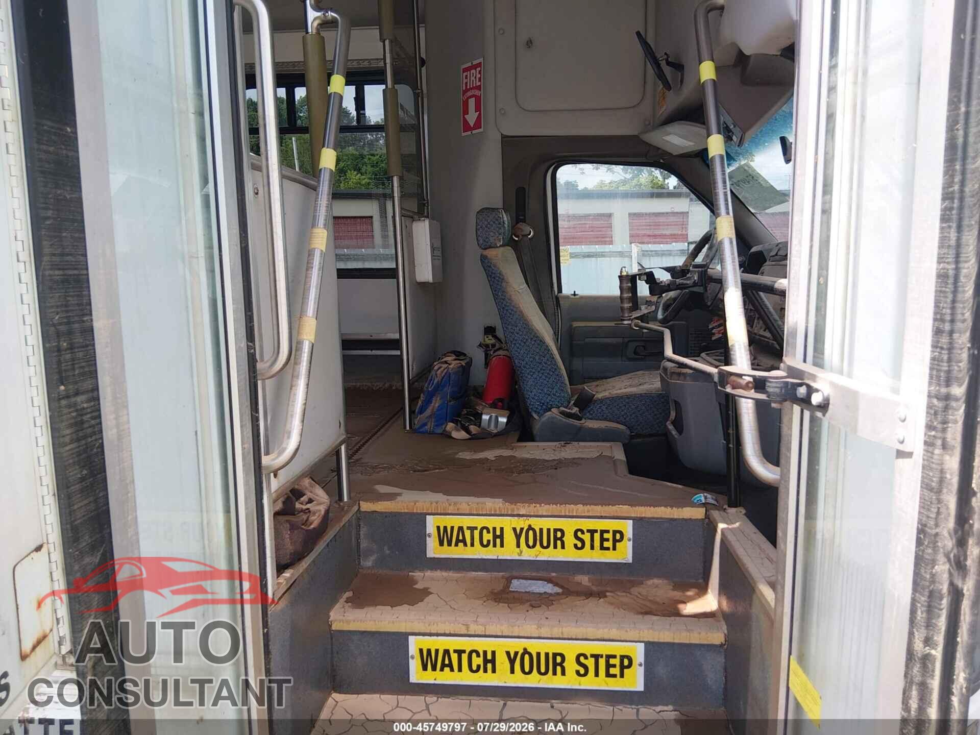 FORD E-450 CUTAWAY 2010 - 1FDFE4FP0ADA01453