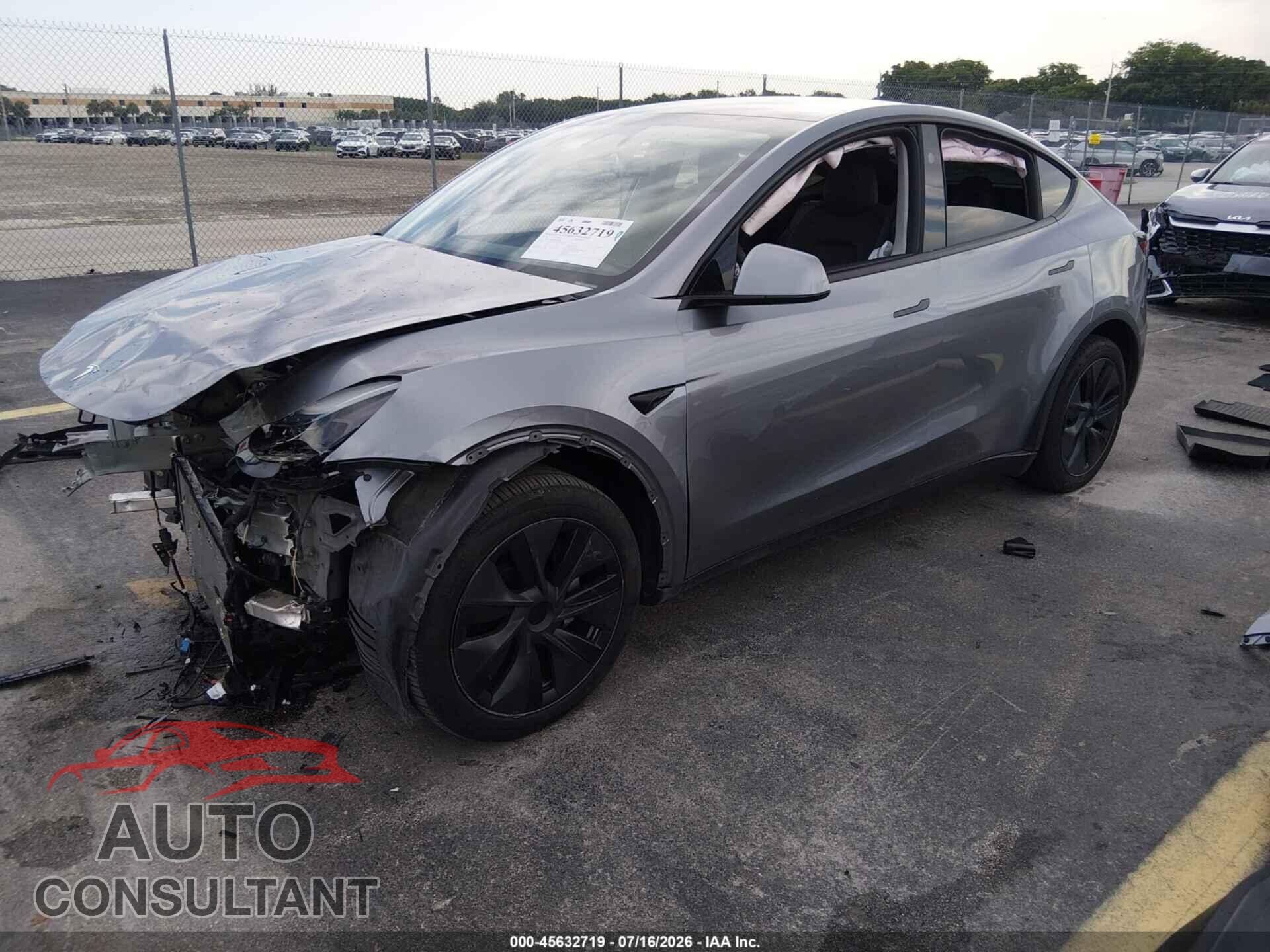 TESLA MODEL Y 2024 - 7SAYGDEE4RA319829