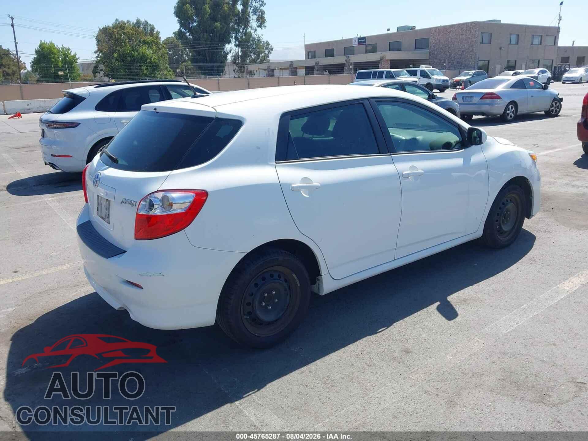 TOYOTA MATRIX 2011 - 2T1KU4EE6BC655328