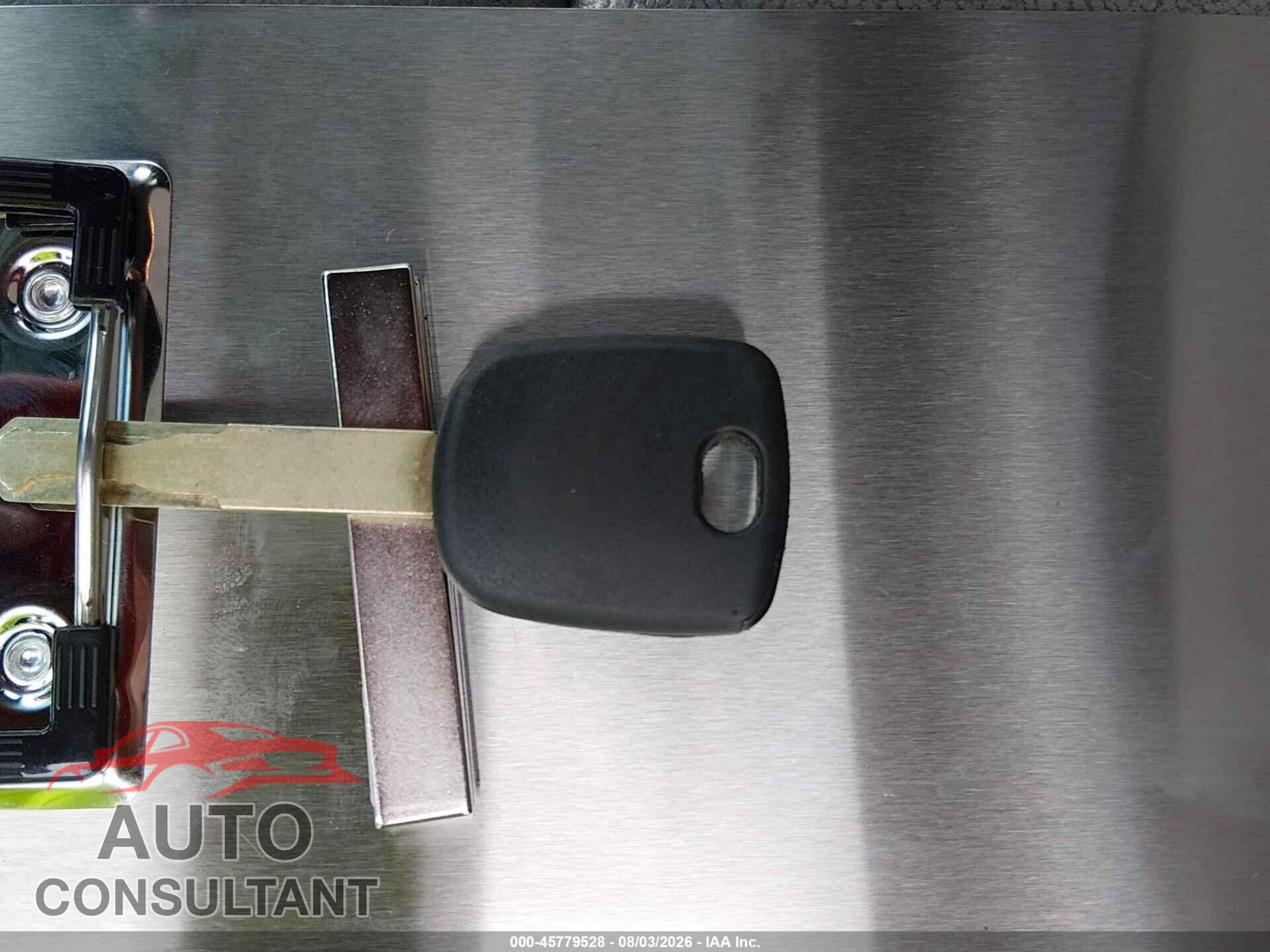 HONDA PILOT 2013 - 5FNYF3H52DB005260