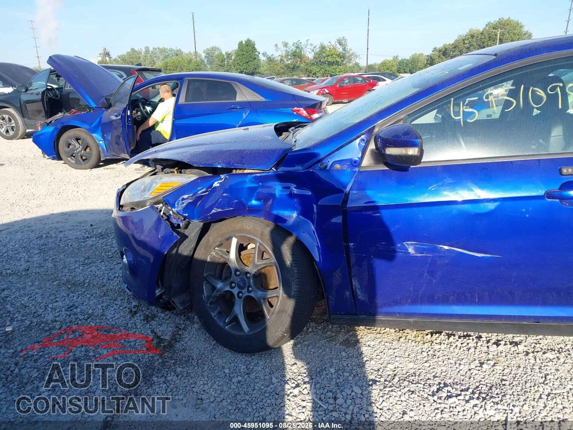 FORD FOCUS 2014 - 1FADP3F28EL263193