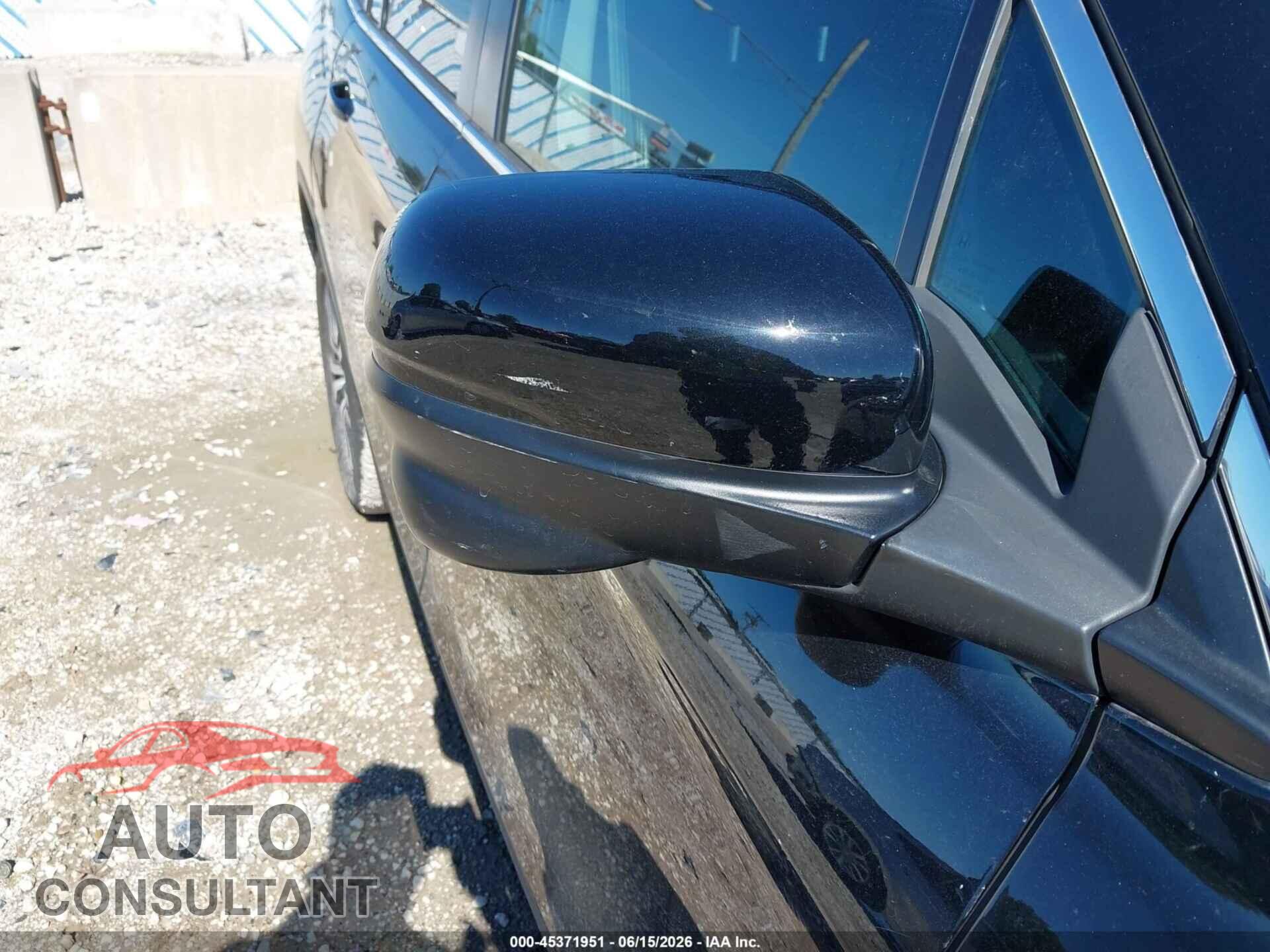 HONDA PILOT 2017 - 5FNYF6H56HB005222