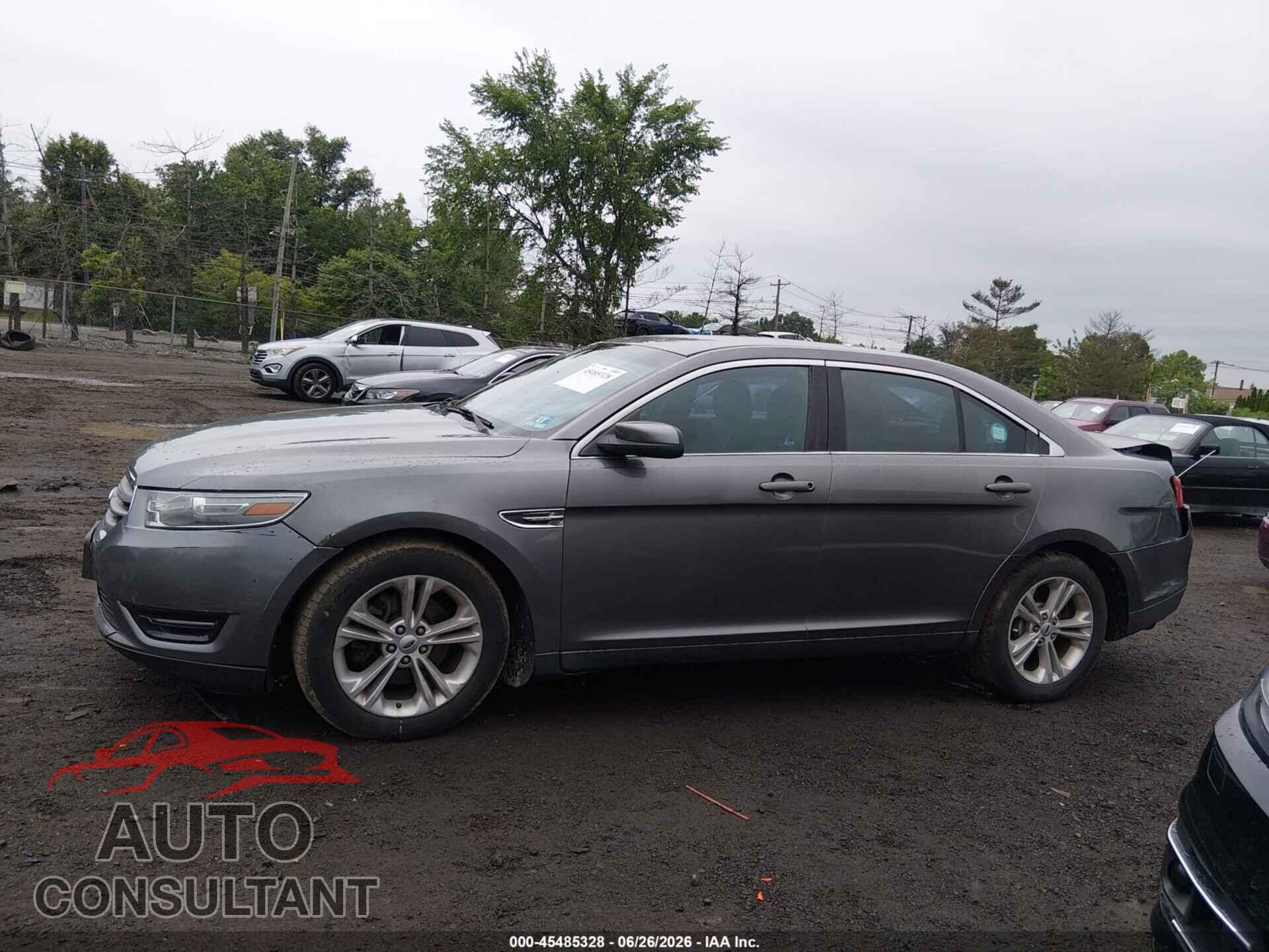 FORD TAURUS 2014 - 1FAHP2E82EG136000