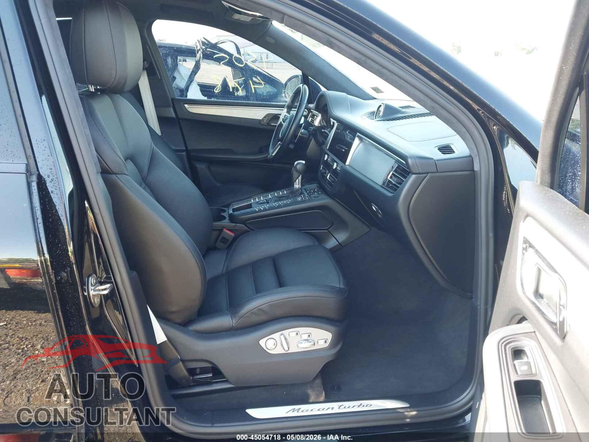PORSCHE MACAN 2021 - WP1AF2A52MLB60358
