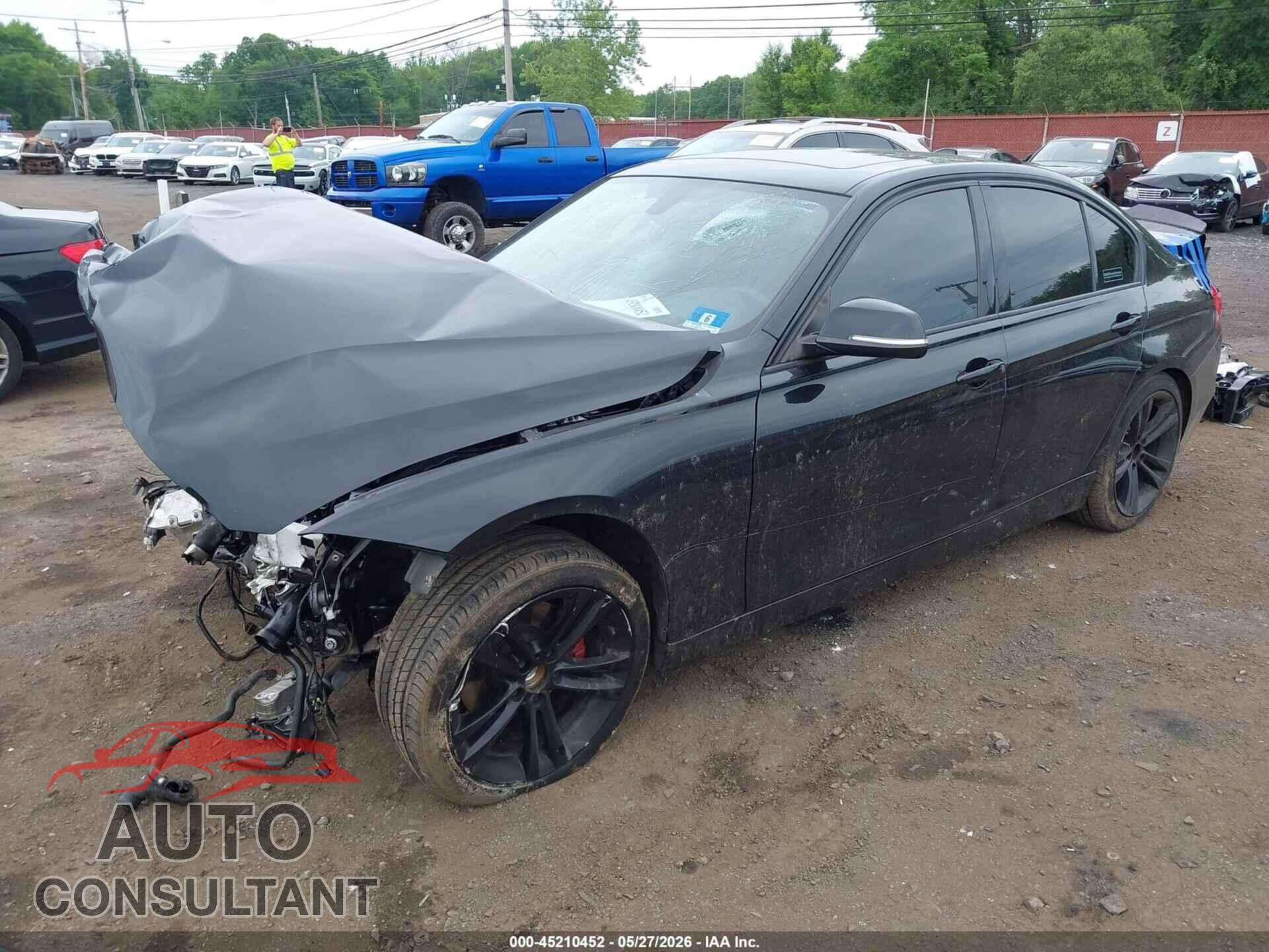 BMW 328I 2013 - WBA3B5G5XDNS00637
