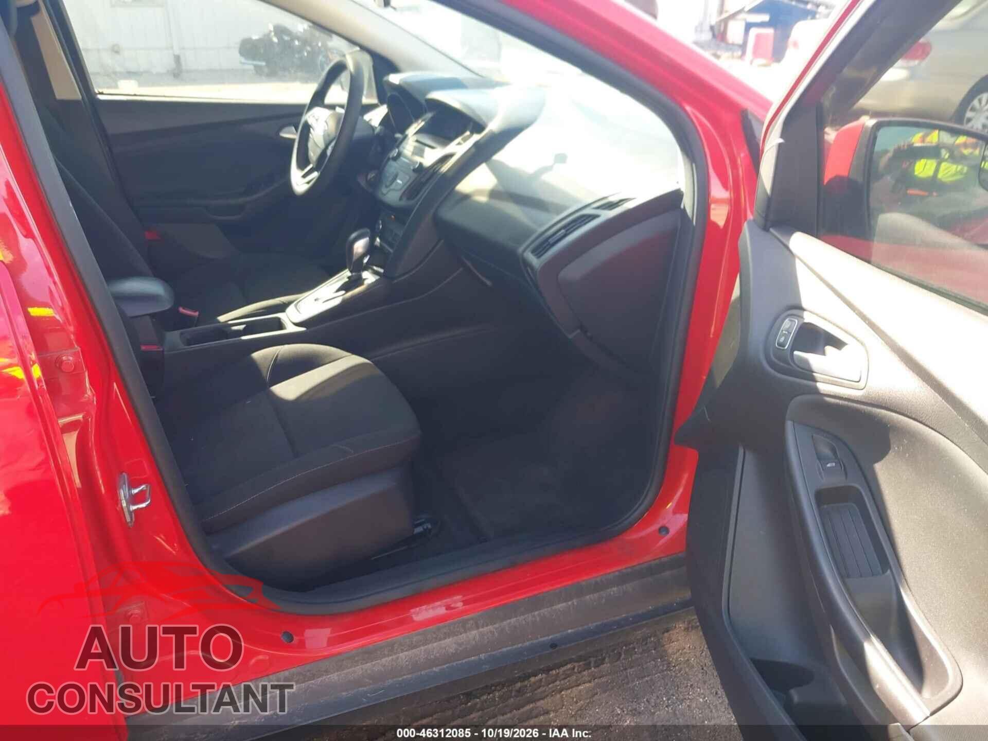FORD FOCUS 2017 - 1FADP3K25HL233014