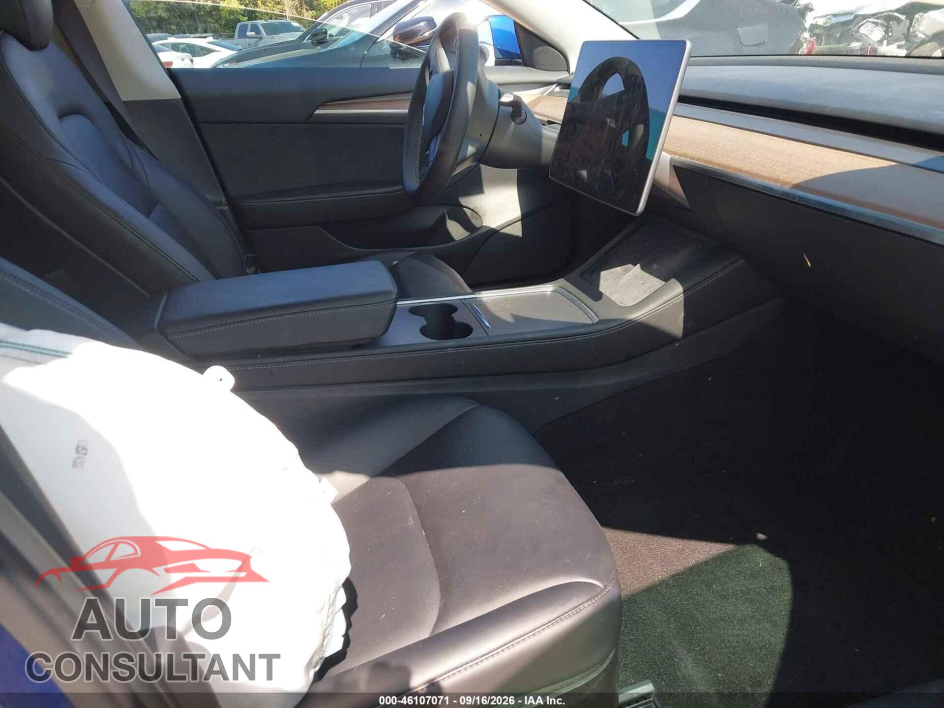 TESLA MODEL 3 2021 - 5YJ3E1EA8MF096635