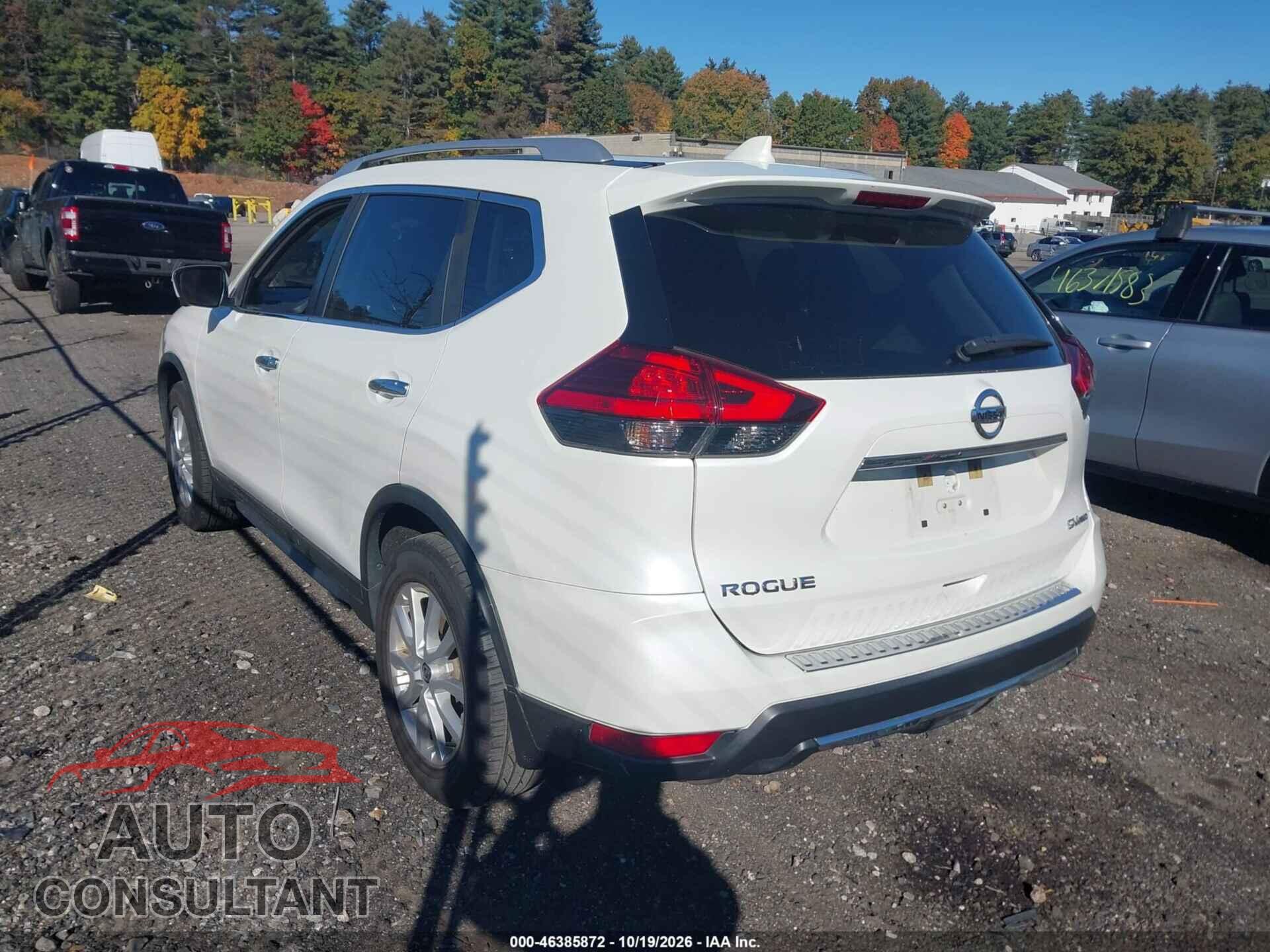 NISSAN ROGUE 2017 - KNMAT2MVXHP607796