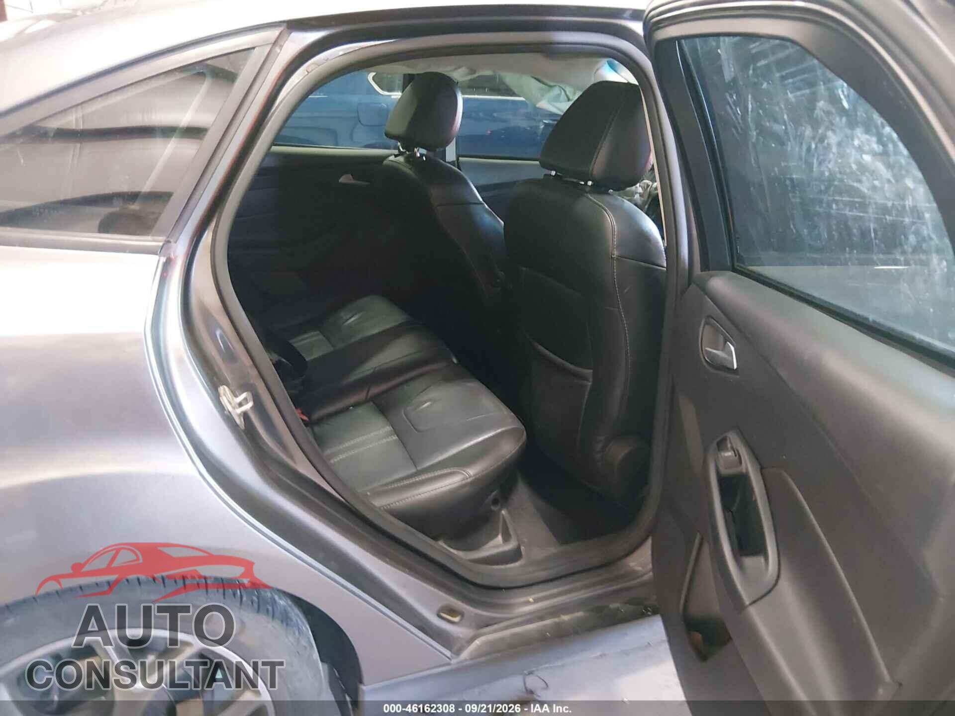 FORD FOCUS 2014 - 1FADP3F28EL161943
