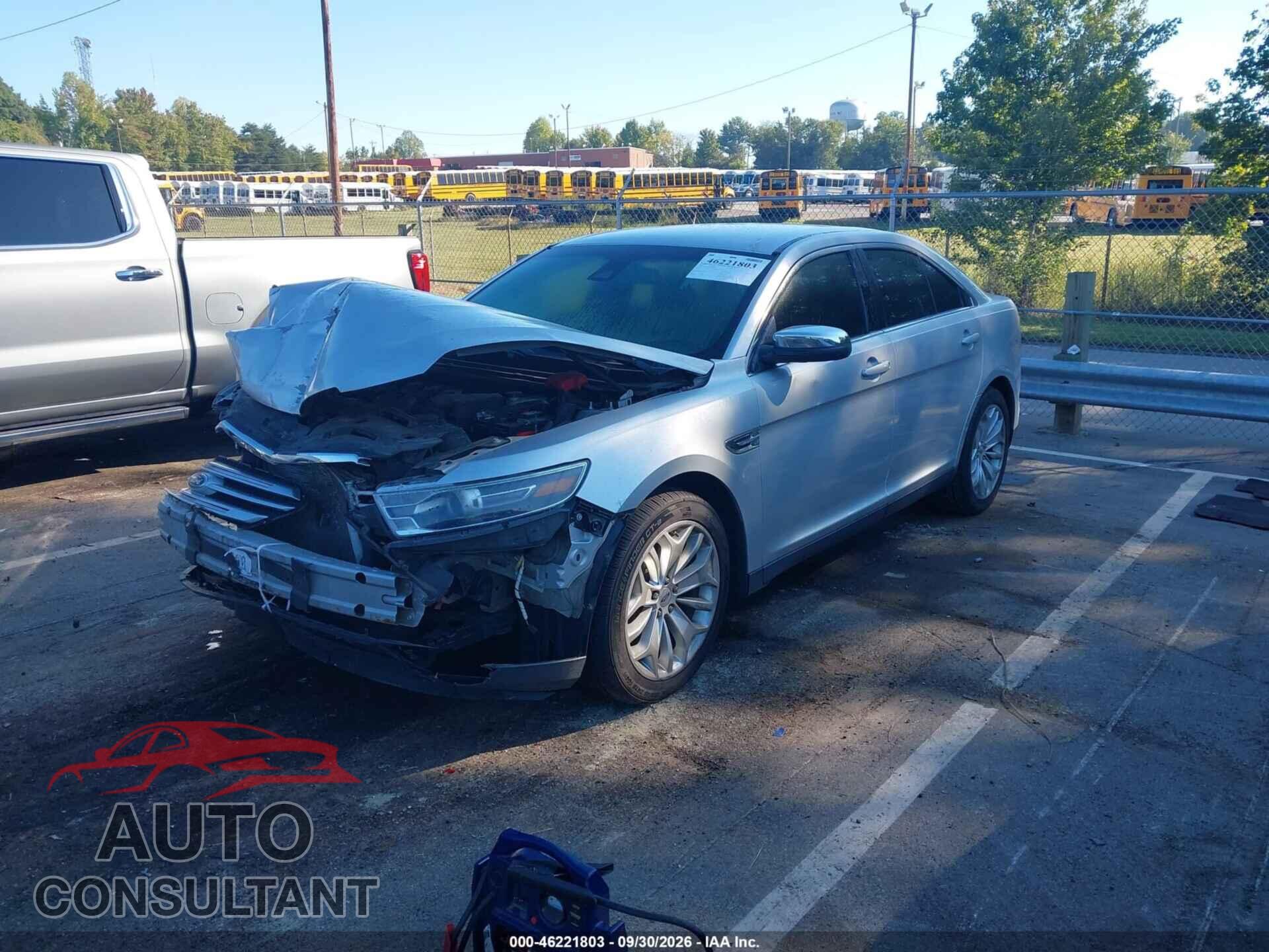 FORD TAURUS 2017 - 1FAHP2F80HG108389