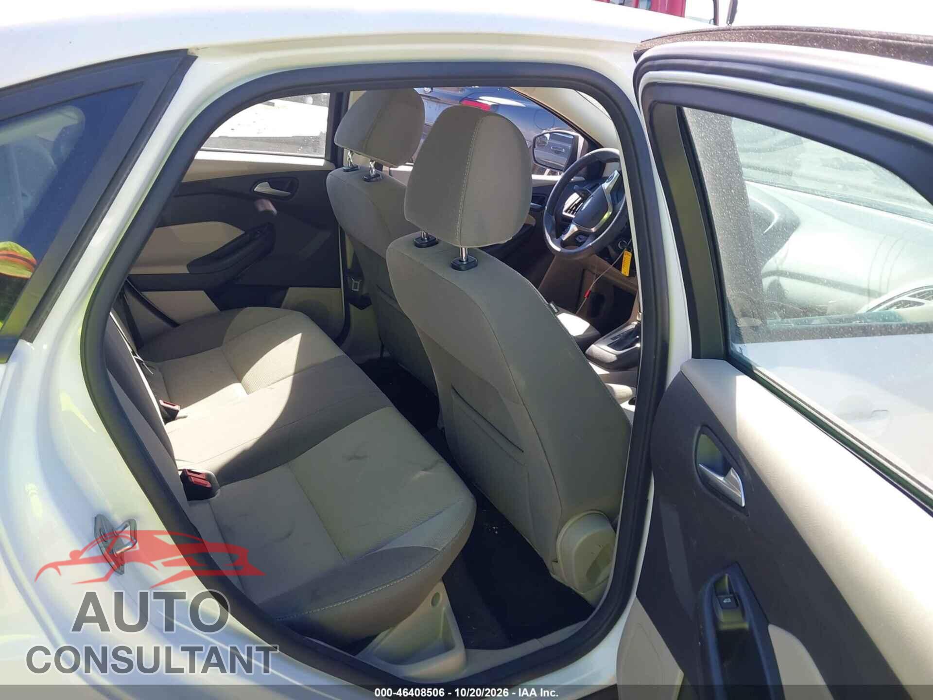 FORD FOCUS 2014 - 1FADP3F22EL175000