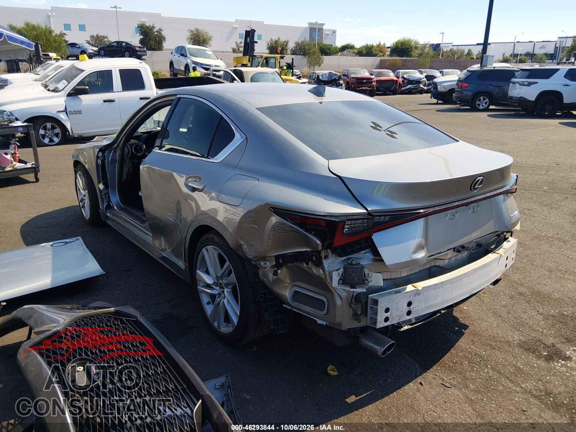 LEXUS IS 300 2021 - JTHCA1D25M5116474
