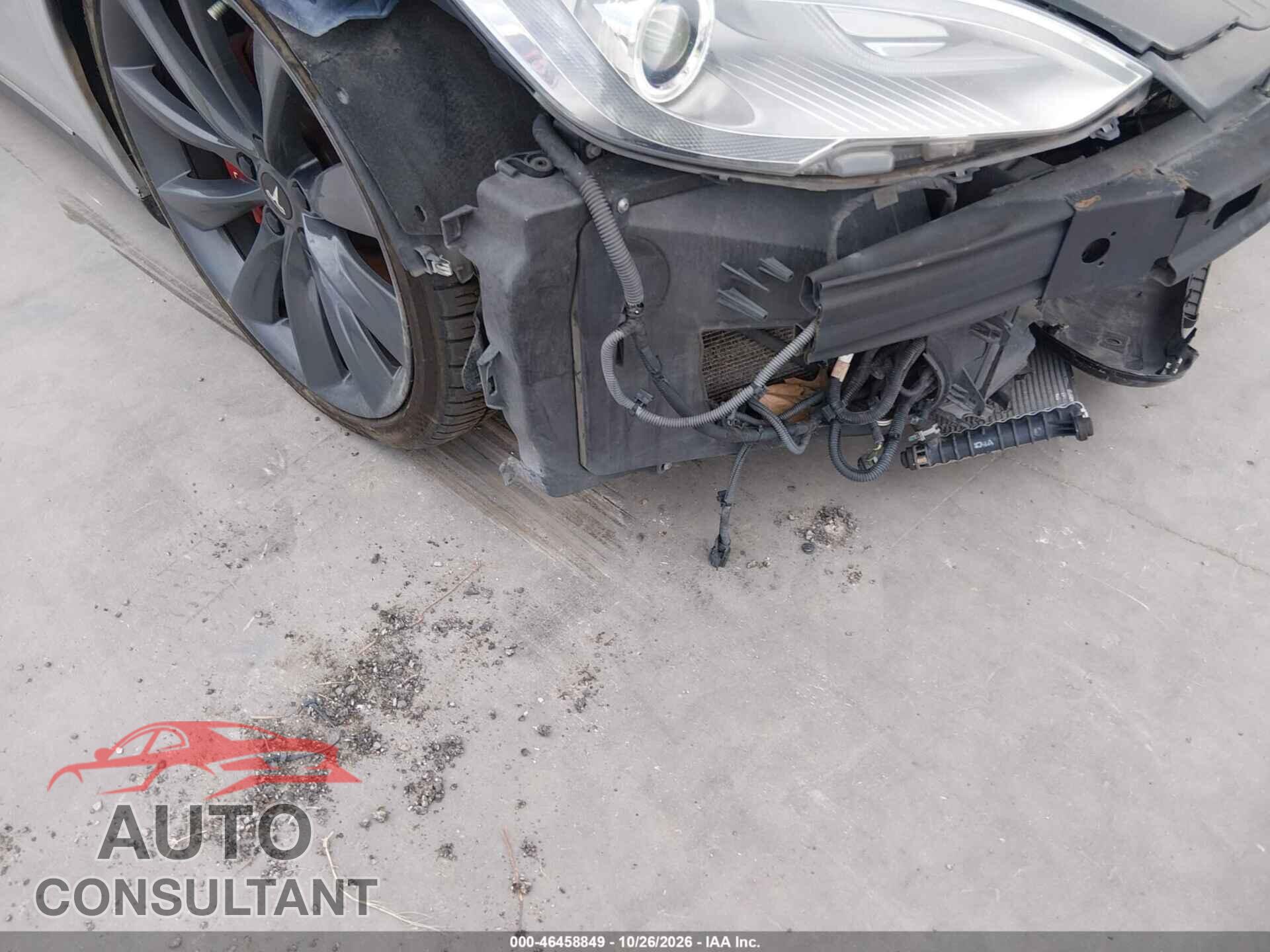 TESLA MODEL S 2015 - 5YJSA1E26FF119753