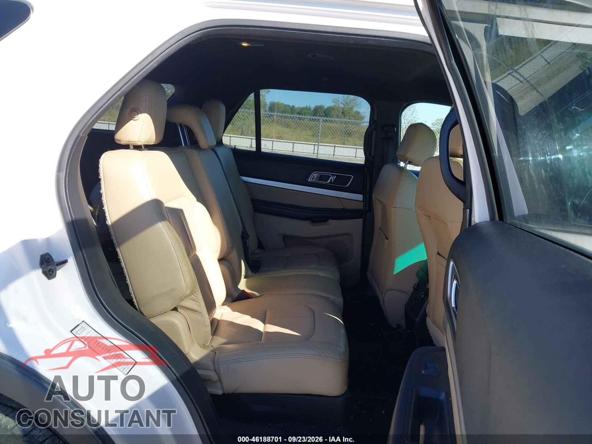 FORD EXPLORER 2016 - 1FM5K8D81GGA11357