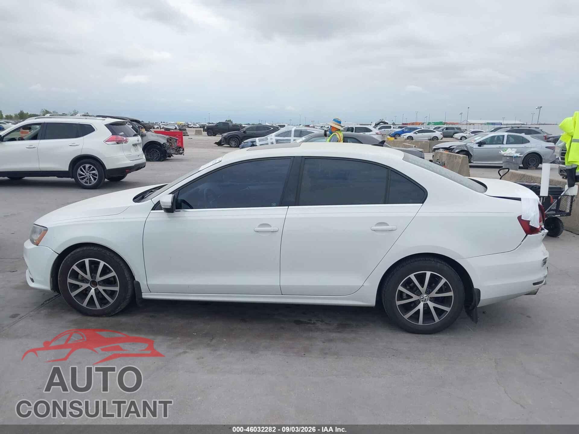 VOLKSWAGEN JETTA 2017 - 3VWDB7AJ3HM208570