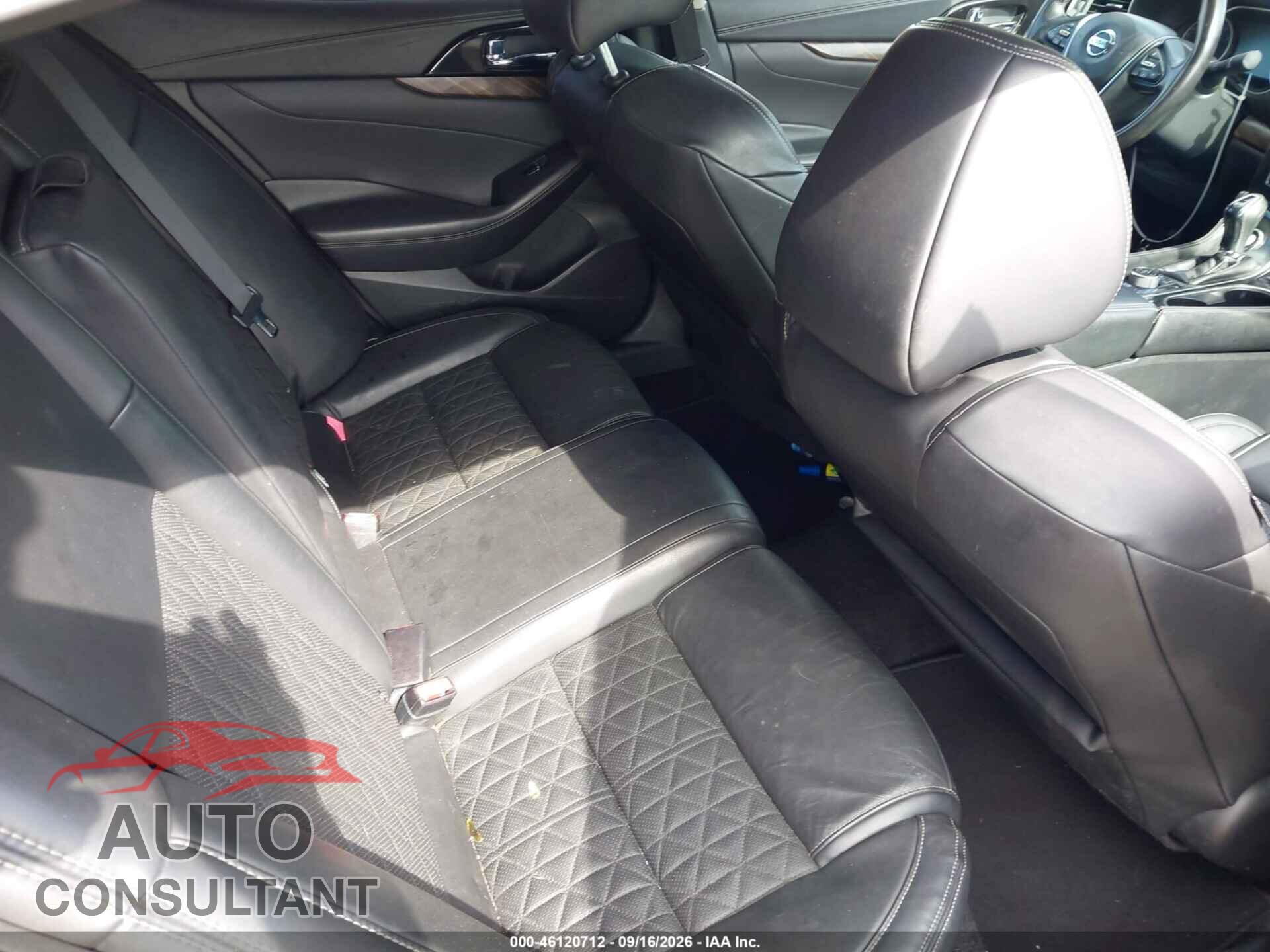 NISSAN MAXIMA 2017 - 1N4AA6AP7HC365906