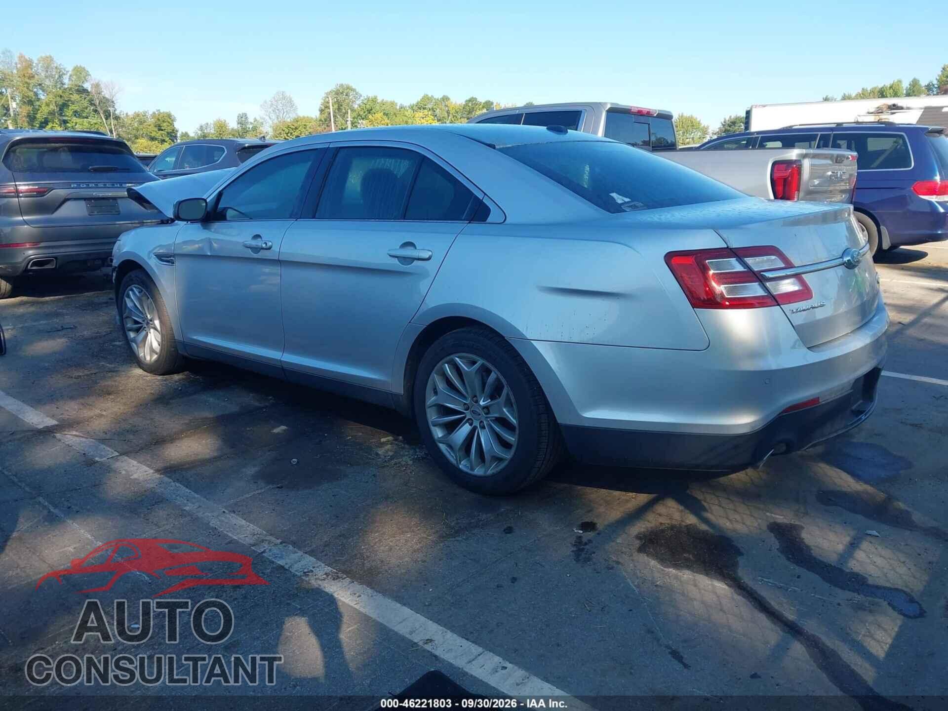 FORD TAURUS 2017 - 1FAHP2F80HG108389