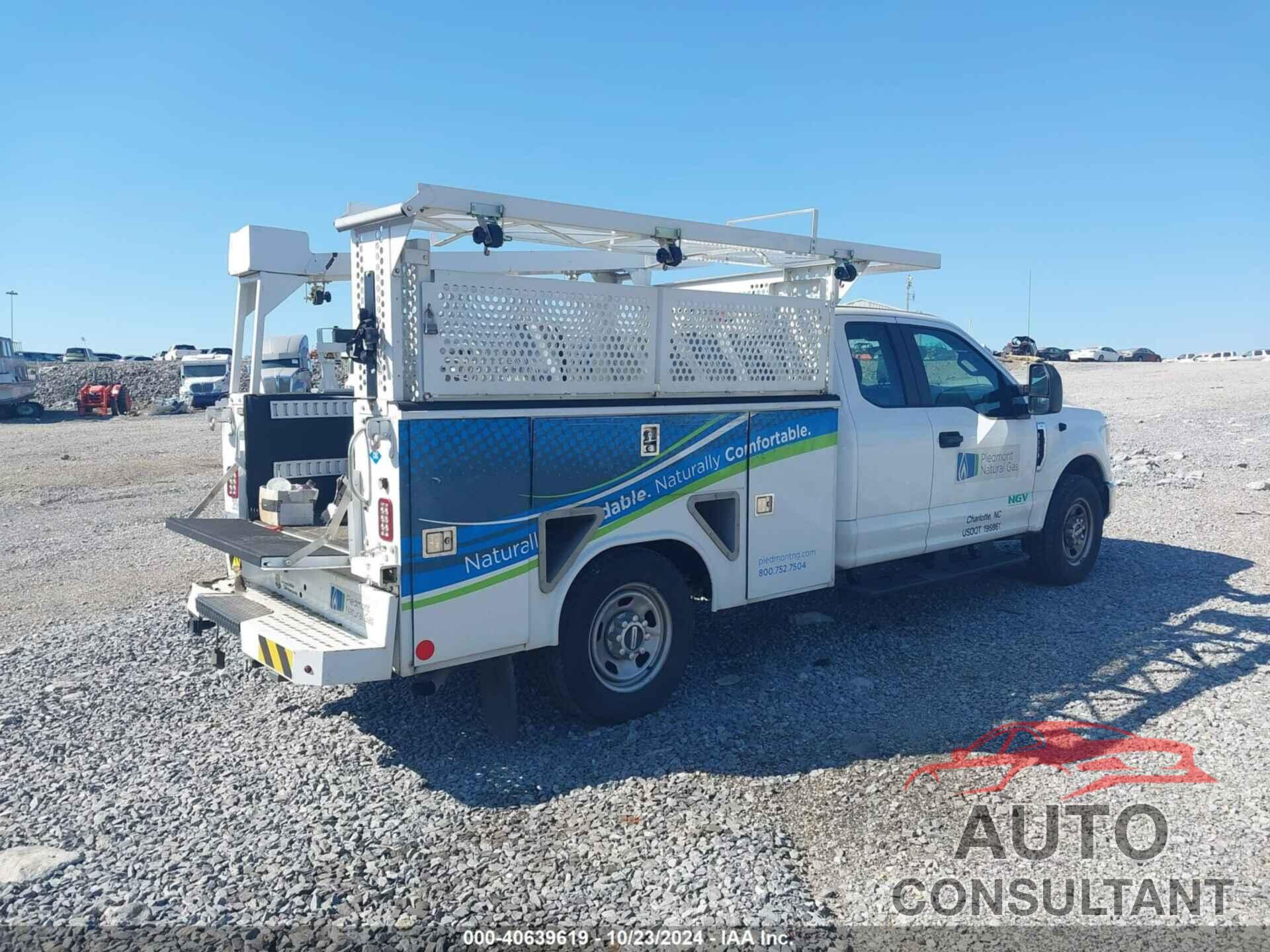 FORD F-350 2021 - 1FD8X3A62MED08651