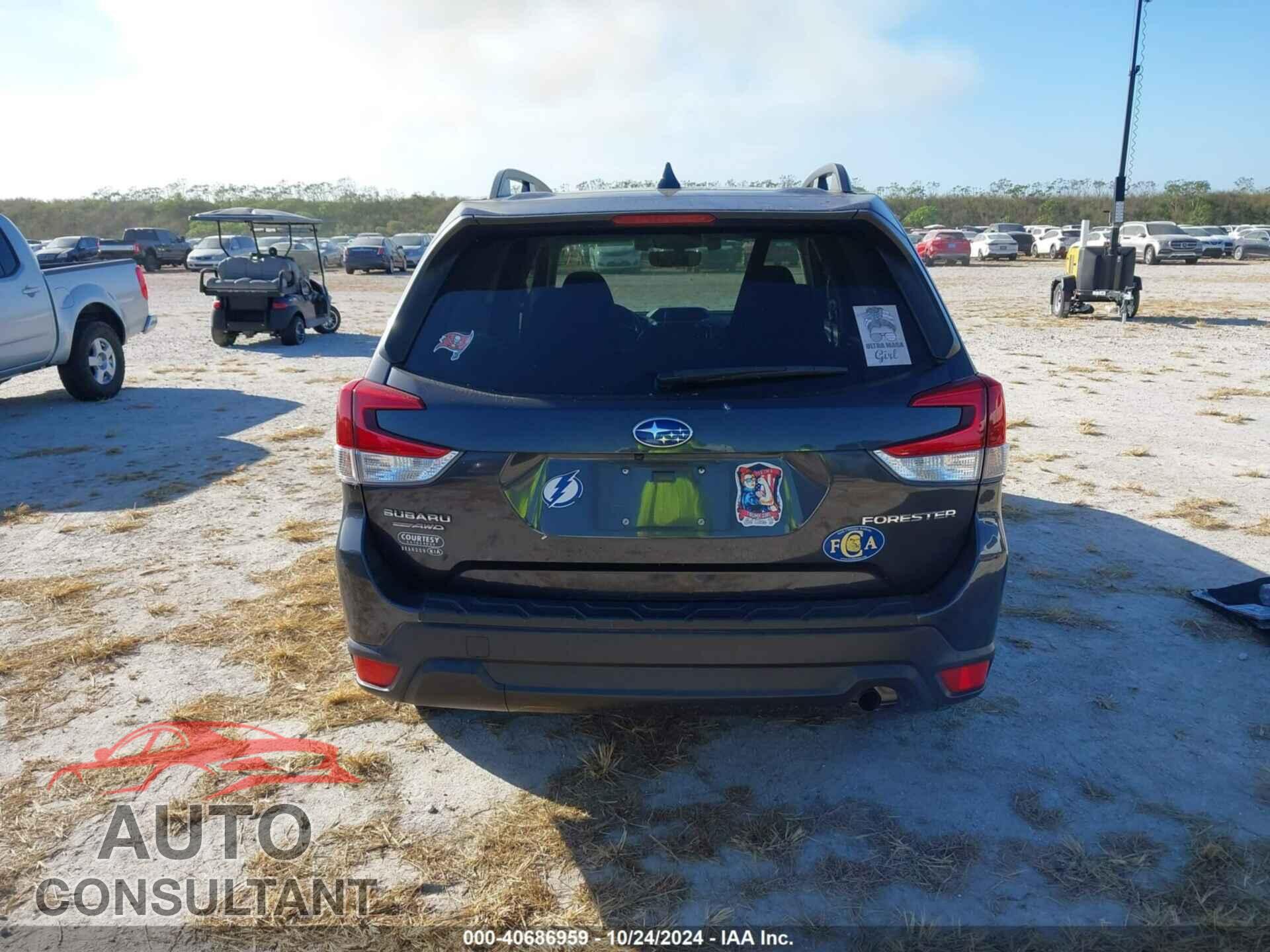 SUBARU FORESTER 2019 - JF2SKAGC0KH550569