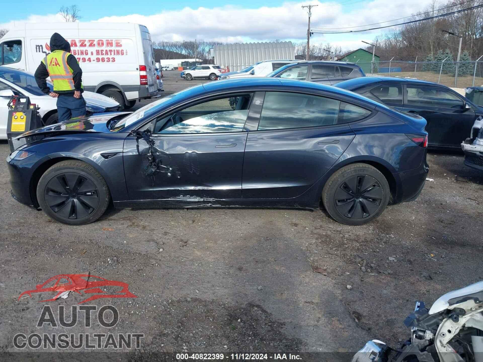 TESLA MODEL 3 2024 - 5YJ3E1EA9RF843196