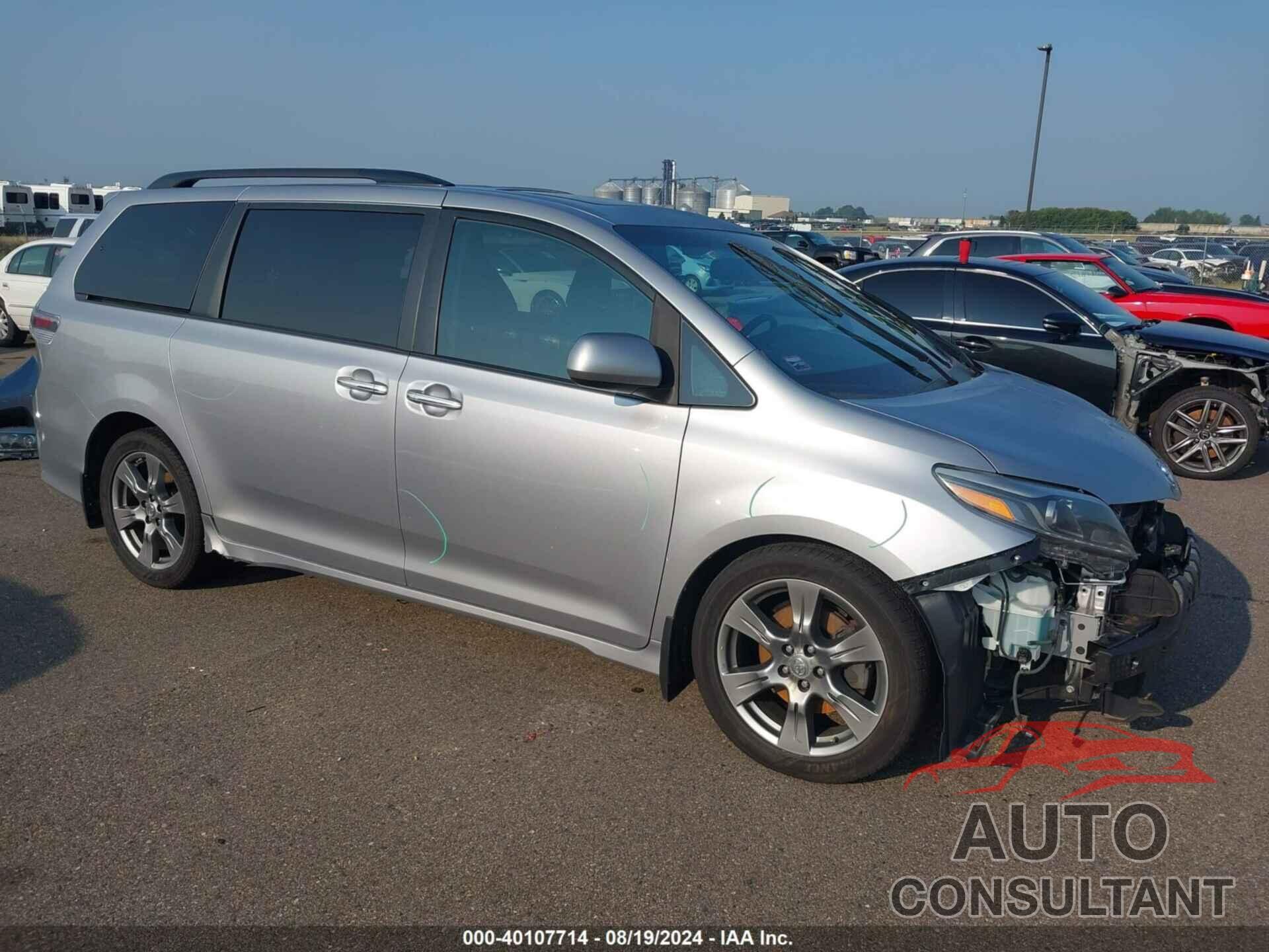 TOYOTA SIENNA 2017 - 5TDXZ3DC7HS886806