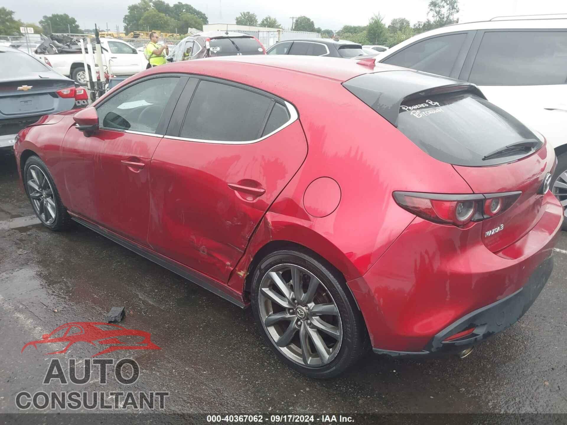 MAZDA MAZDA3 2019 - JM1BPAMM2K1135386