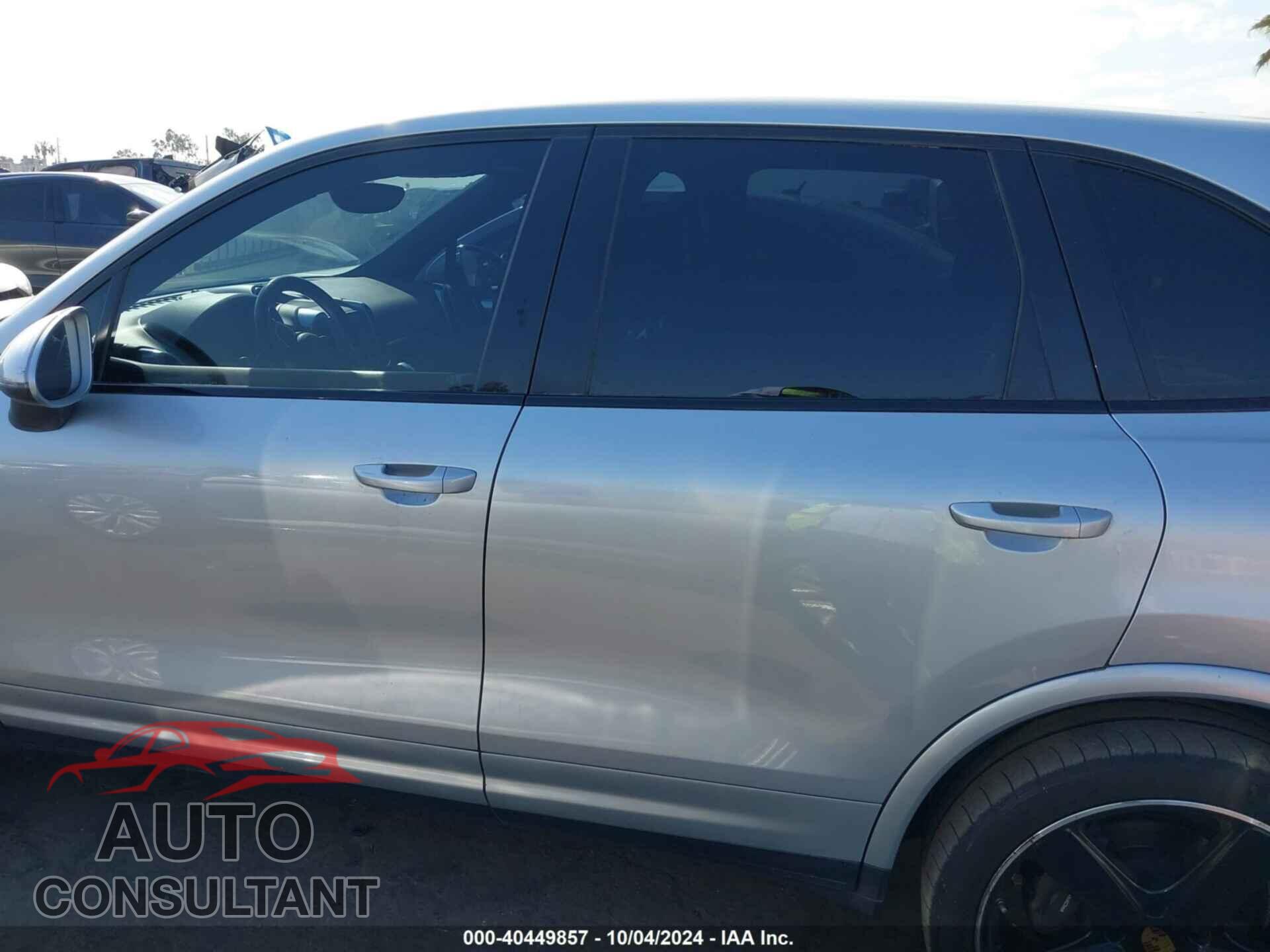 PORSCHE CAYENNE 2017 - WP1AA2A20HKA80556