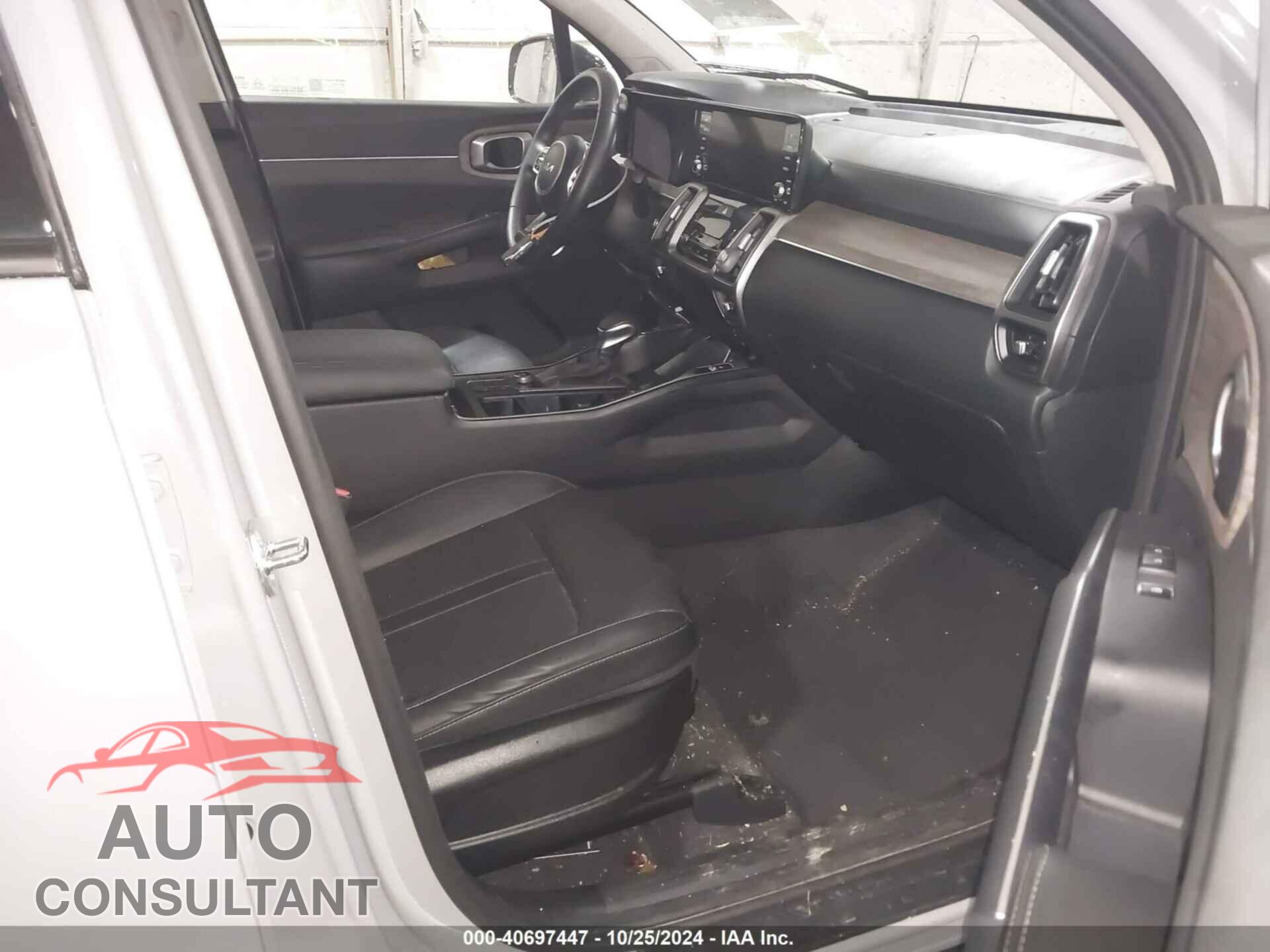 KIA SORENTO 2023 - 5XYRLDLC2PG220286