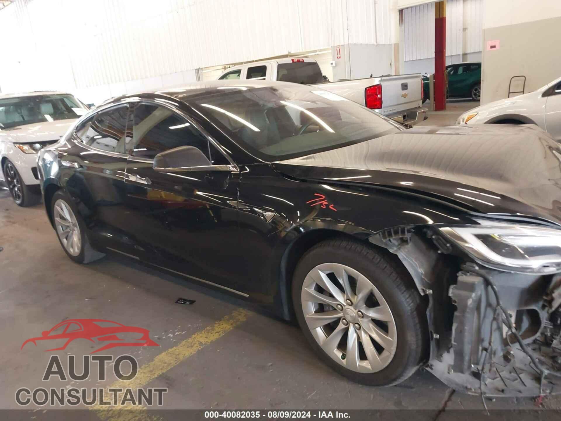 TESLA MODEL S 2017 - 5YJSA1E17HF201114