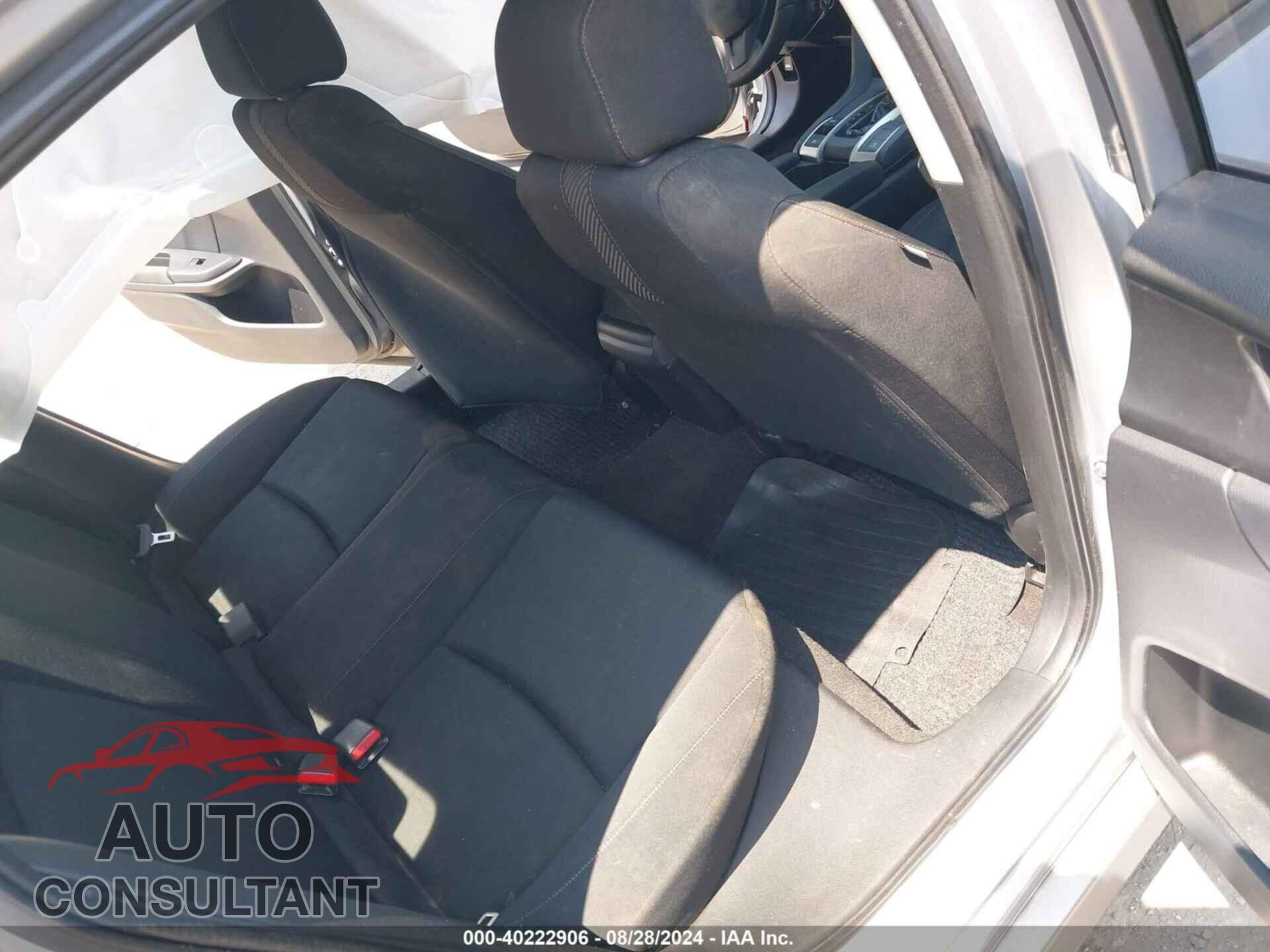 HONDA CIVIC 2018 - 2HGFC2F53JH590158