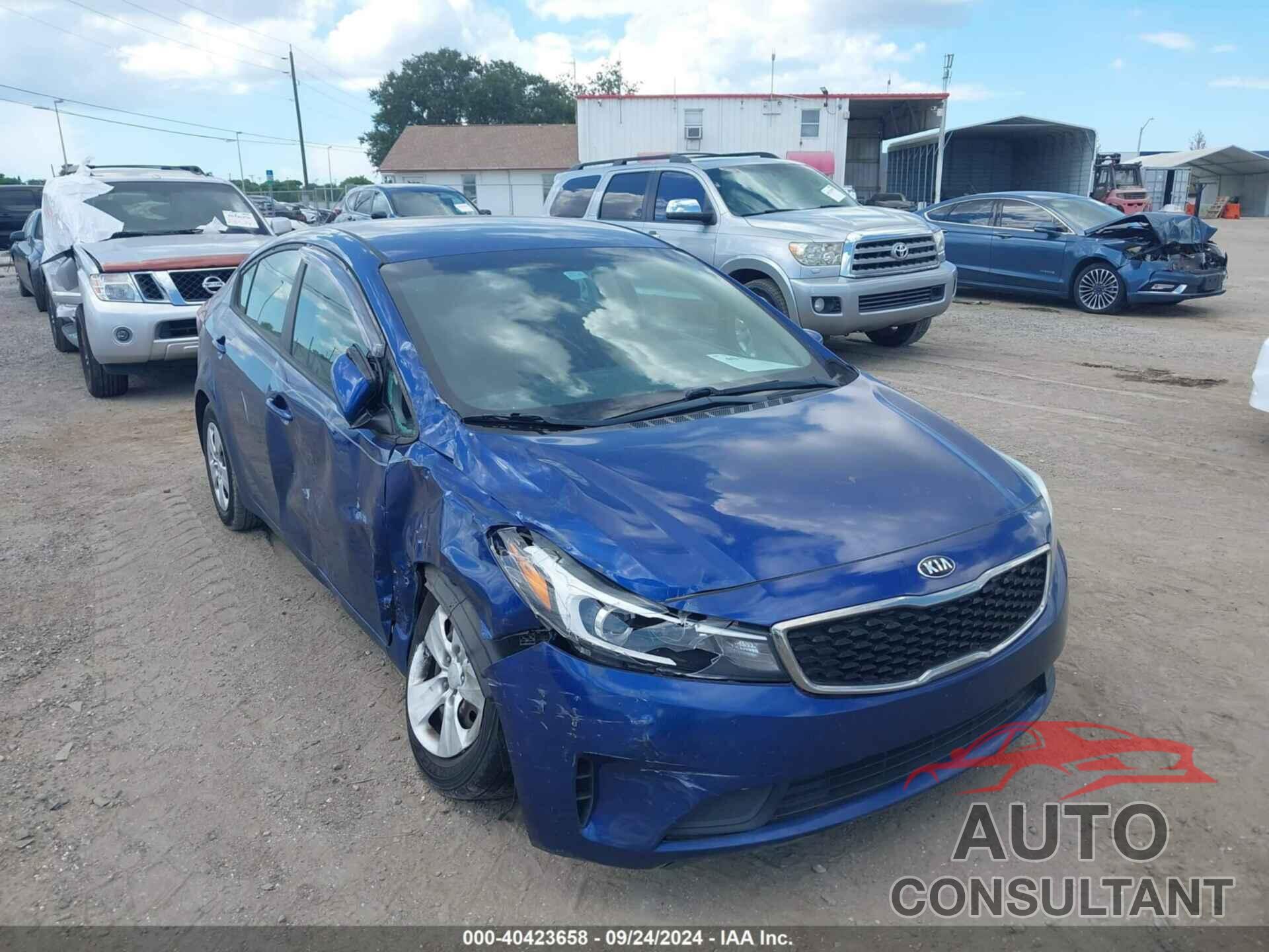 KIA FORTE 2018 - 3KPFL4A73JE196450