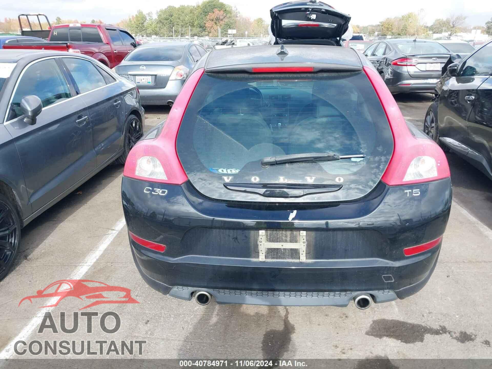 VOLVO C30 2013 - YV1672MK4D2309245