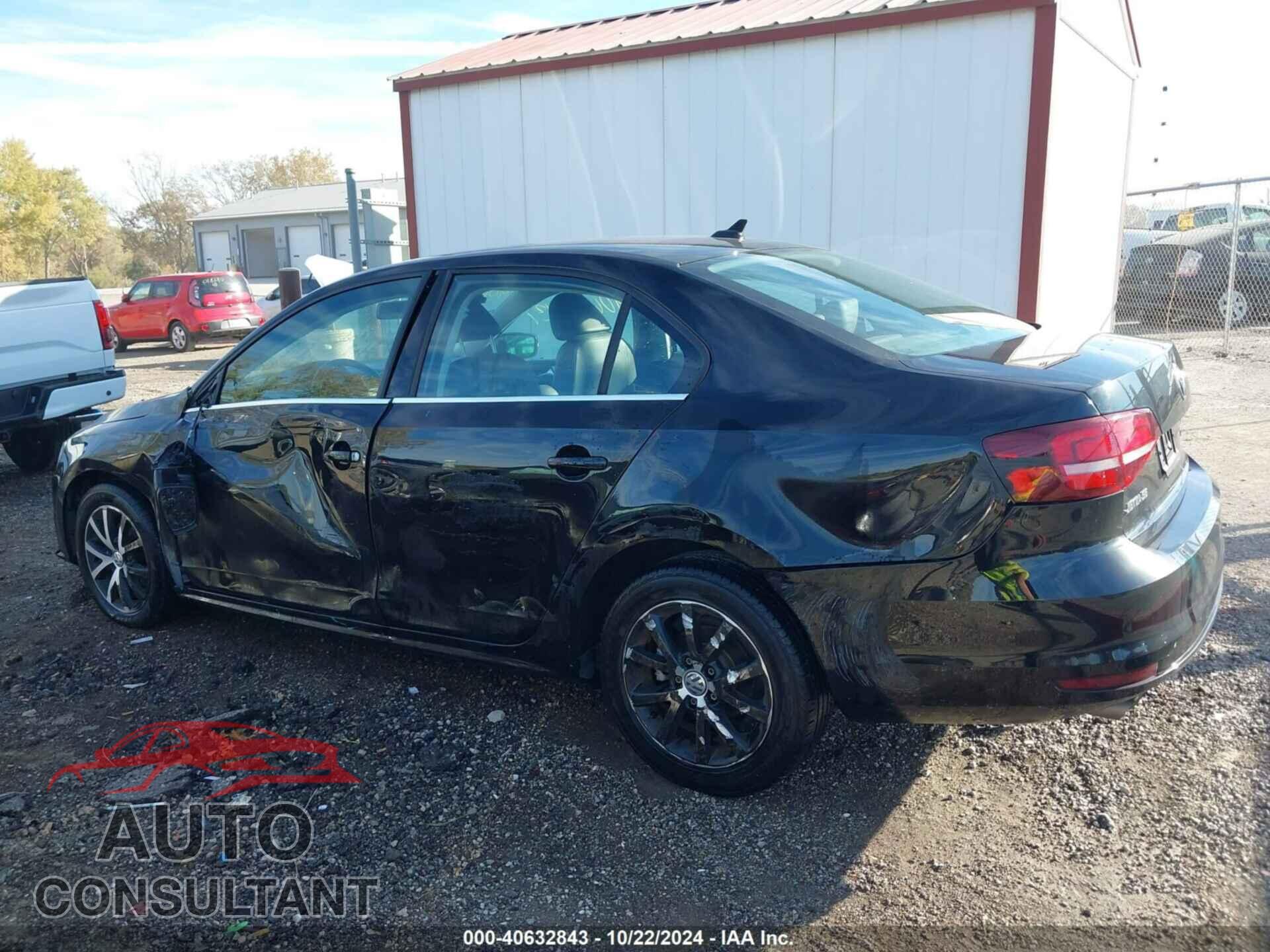 VOLKSWAGEN JETTA 2017 - 3VWDB7AJXHM276882
