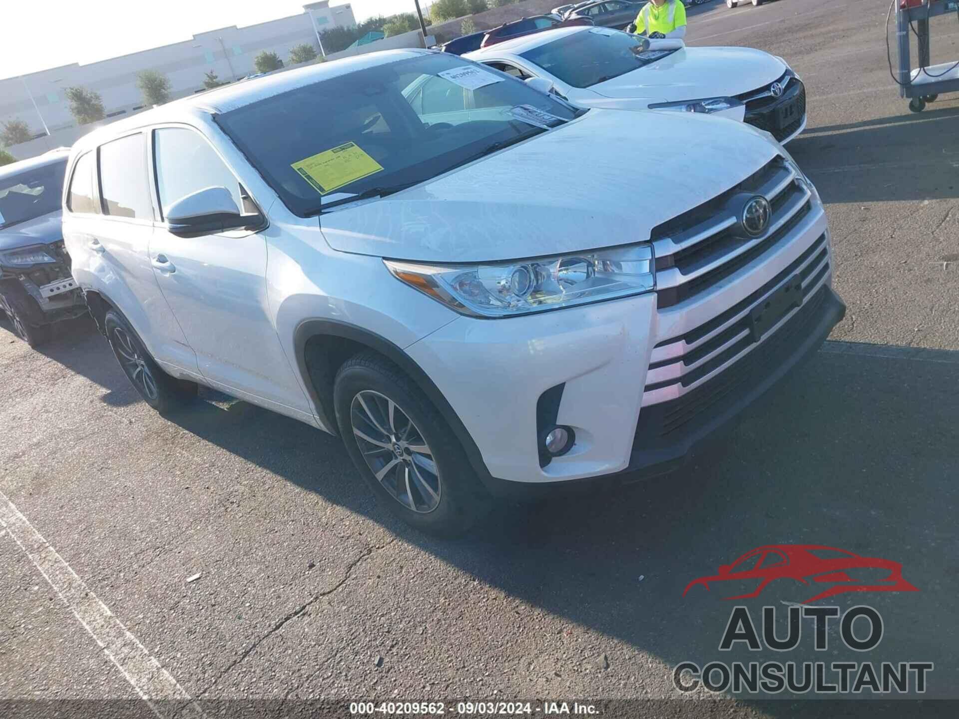 TOYOTA HIGHLANDER 2017 - 5TDKZRFHXHS194304