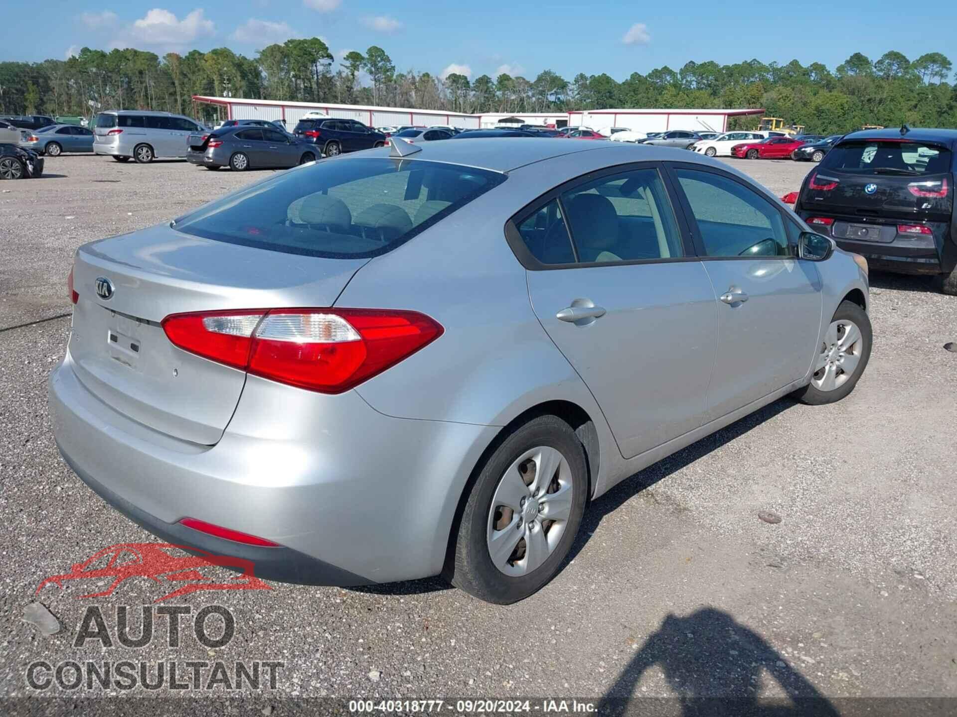 KIA FORTE 2017 - 3KPFK4A77HE077863