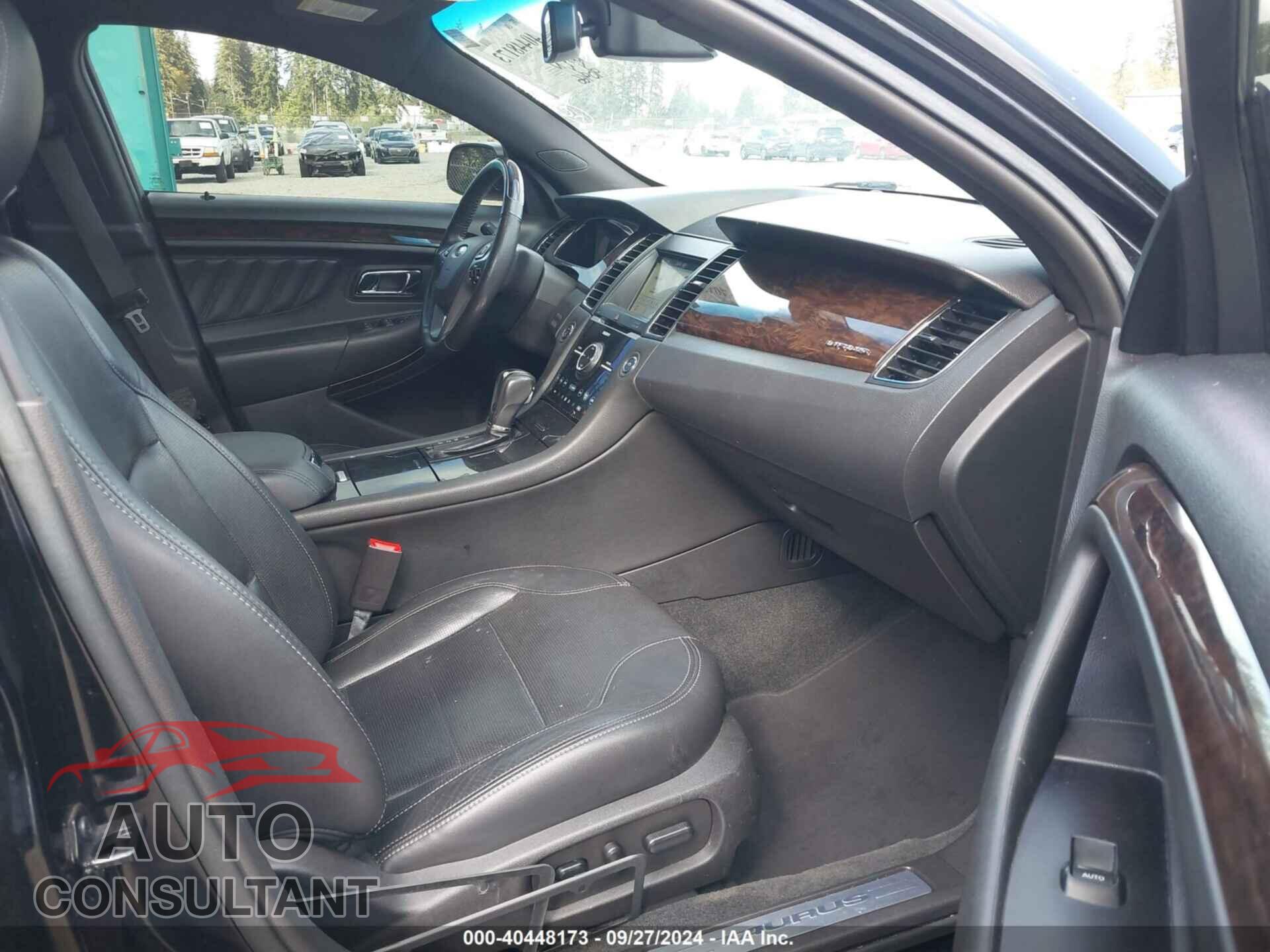FORD TAURUS 2017 - 1FAHP2F8XHG115009