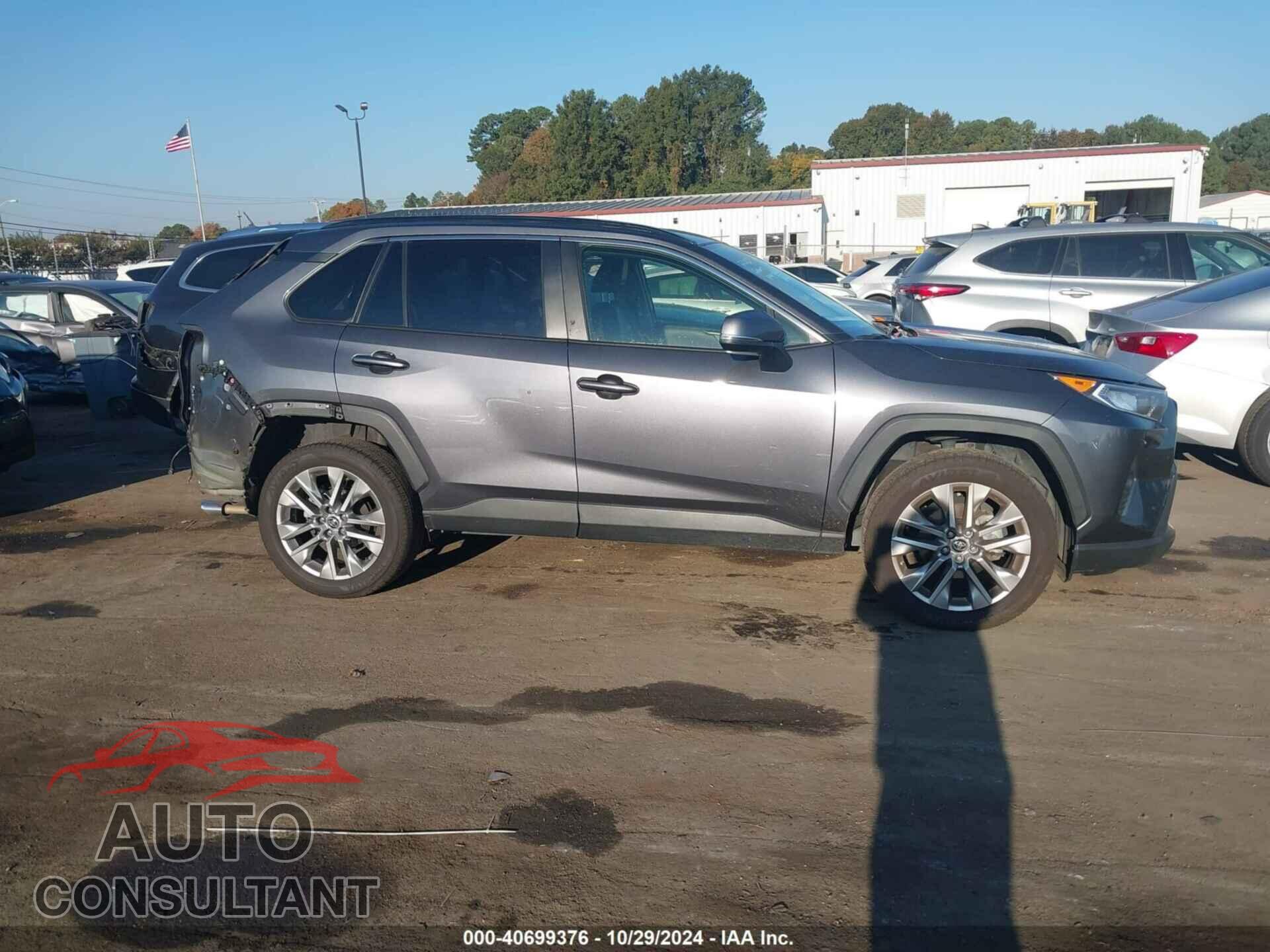 TOYOTA RAV4 2019 - JTMC1RFV9KD021152