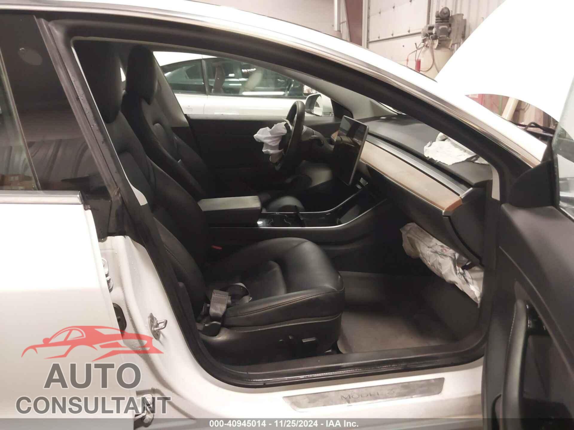 TESLA MODEL 3 2020 - 5YJ3E1EA5LF598226