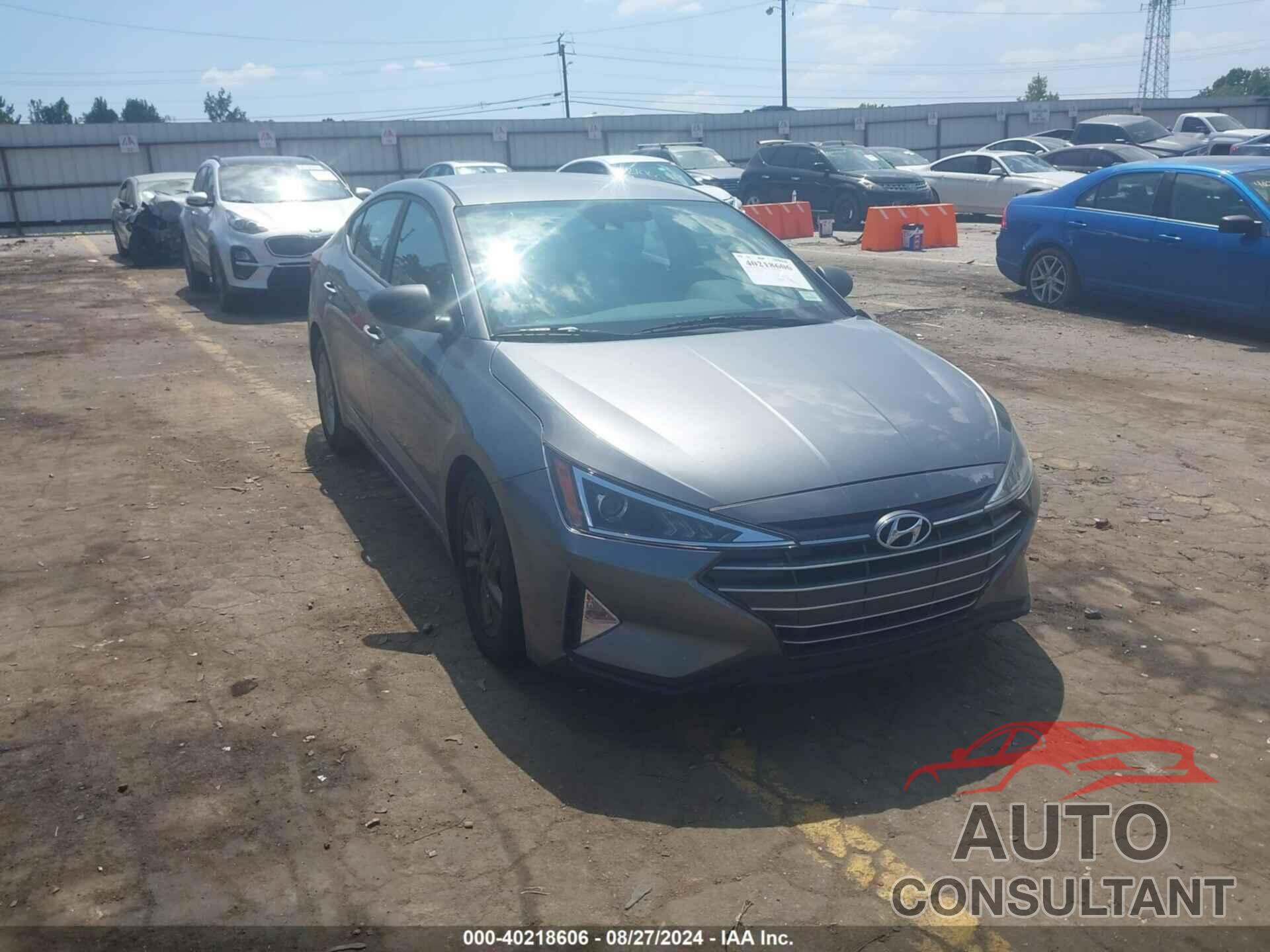 HYUNDAI ELANTRA 2019 - 5NPD84LF9KH458045