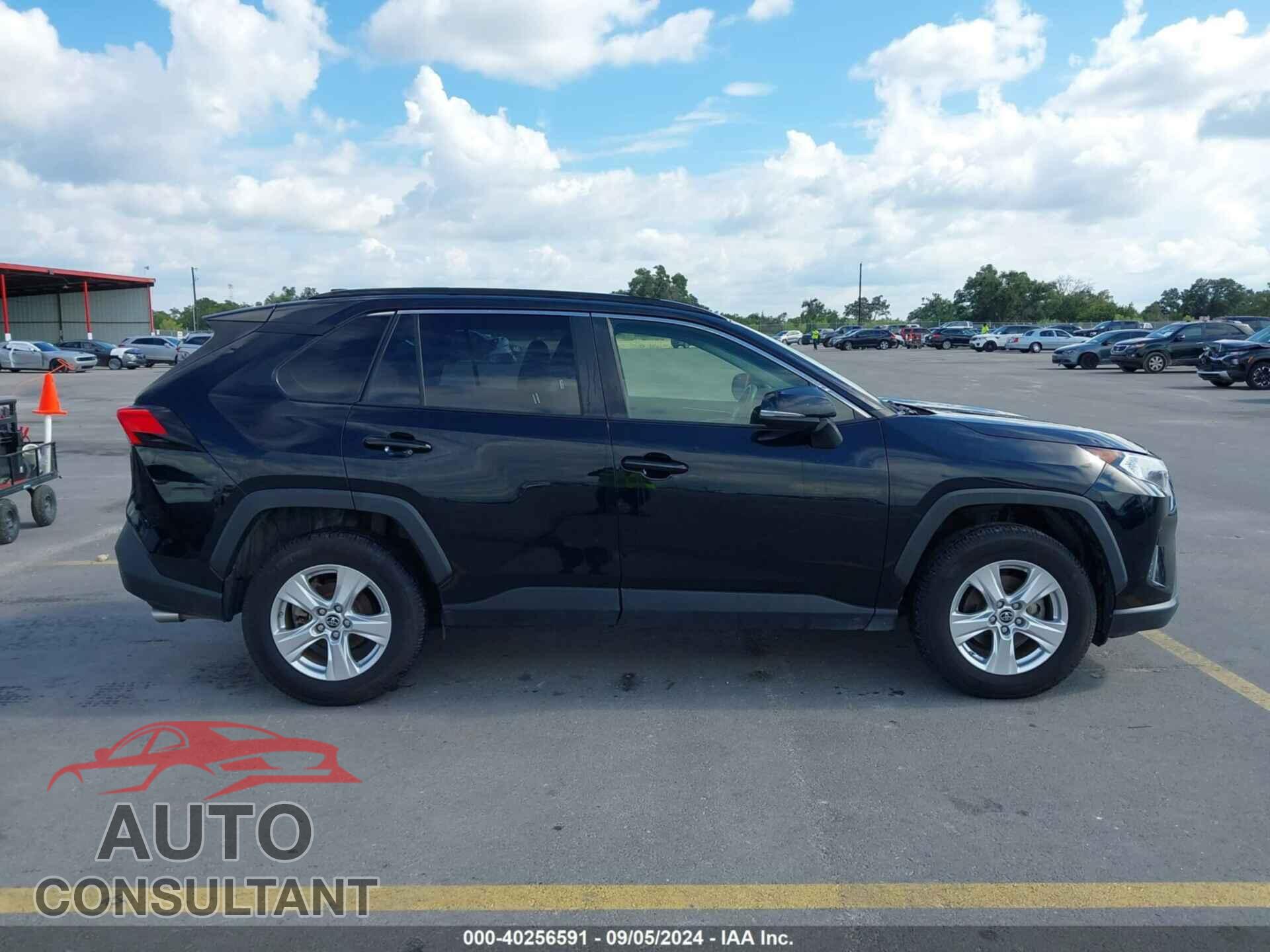 TOYOTA RAV4 2019 - JTMP1RFV9KD005566