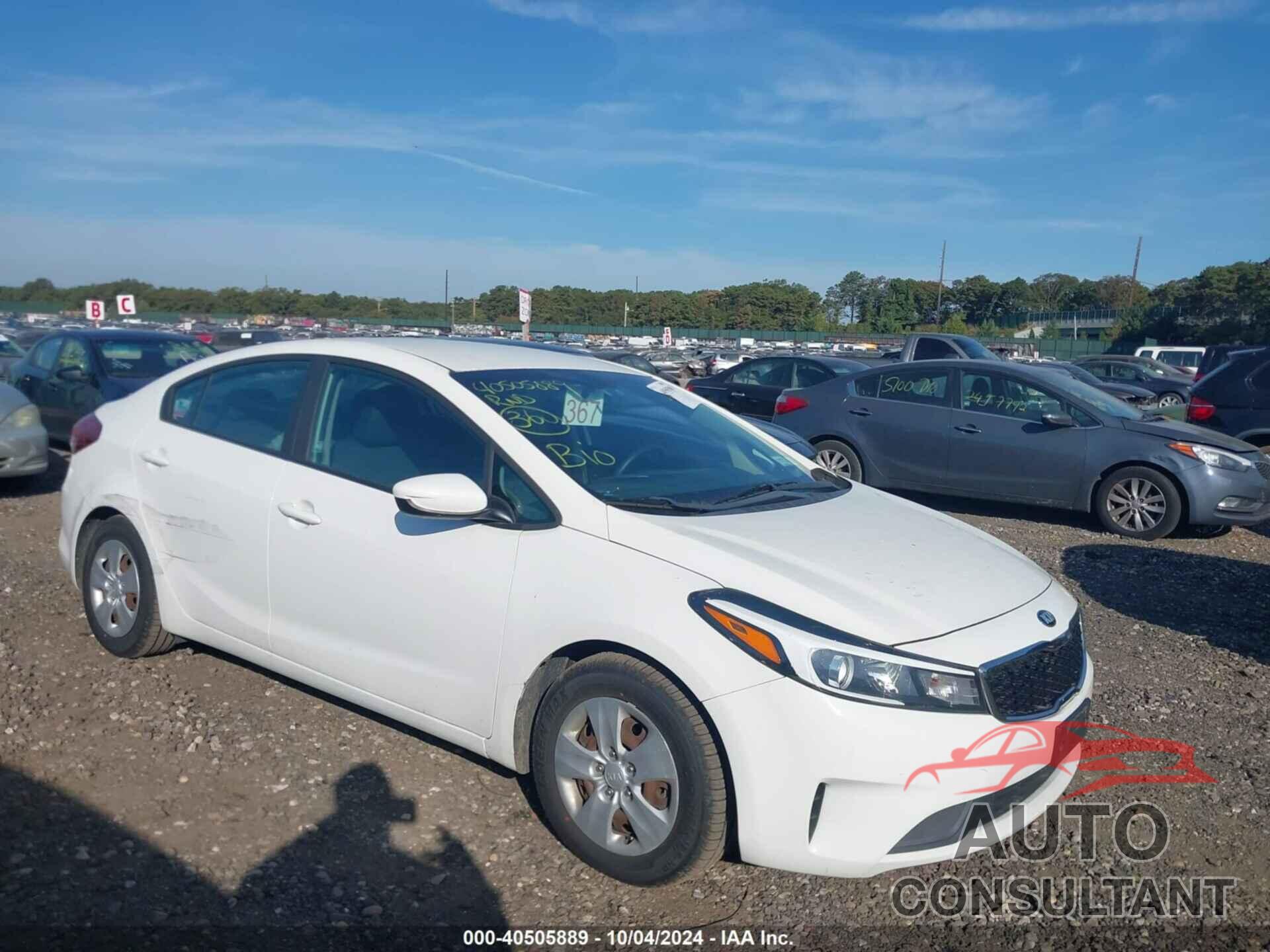 KIA FORTE 2018 - 3KPKFK4A79JE18976