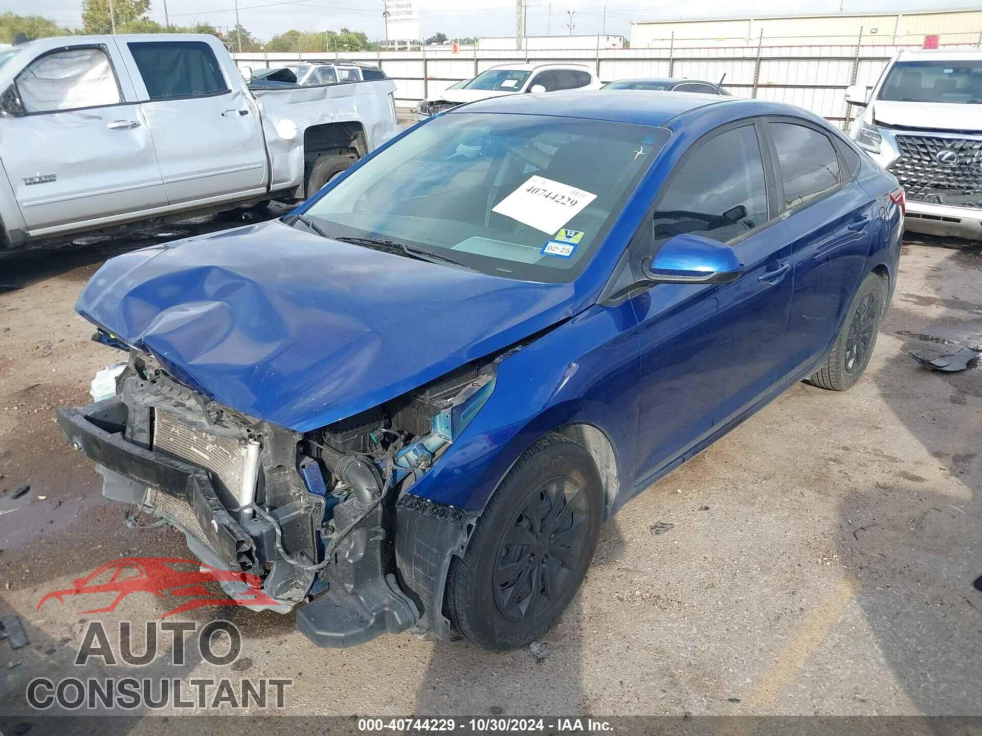 HYUNDAI ACCENT 2018 - 3KPC24A33JE024891