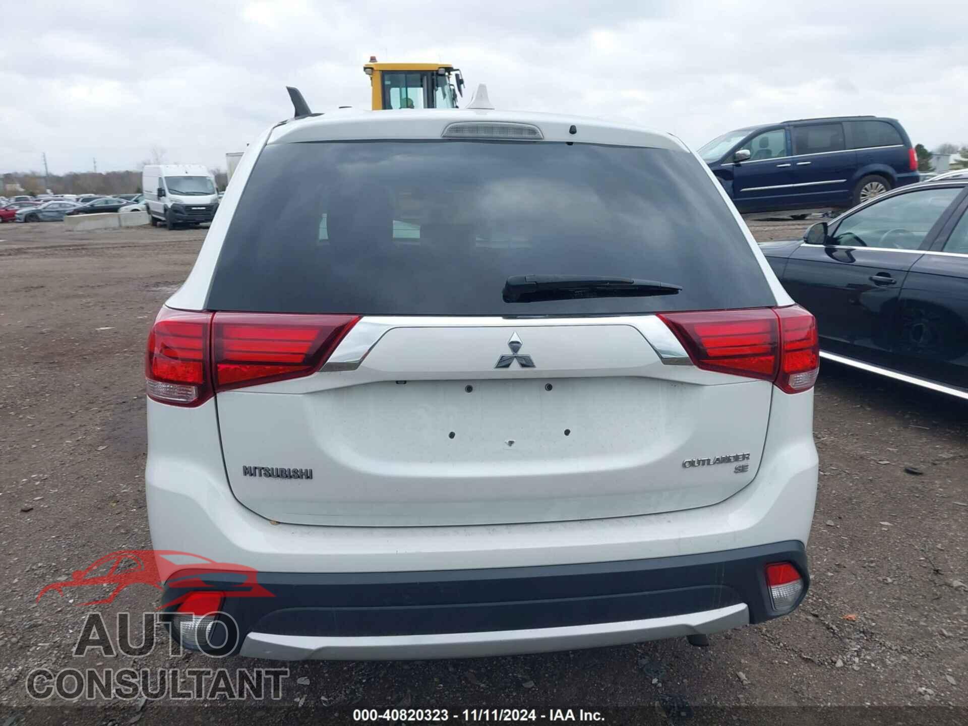MITSUBISHI OUTLANDER 2017 - JA4AZ3A32HZ024712
