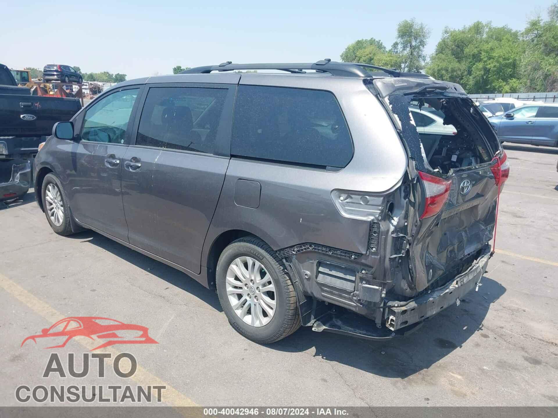 TOYOTA SIENNA 2017 - 5TDYZ3DCXHS788924